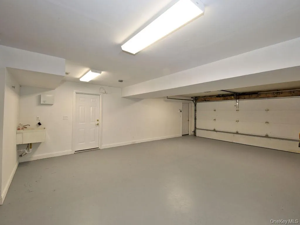 300 Jefferson Avenue, Mamaroneck, NY, 3 Bedrooms Bedrooms, 6 Rooms Rooms,3 BathroomsBathrooms,Residential Lease,For Rent,Jefferson,0,994394 300 Jefferson Avenue, Mamaroneck, NY, 3 Bedrooms Bedrooms, 6 Rooms Rooms,3 BathroomsBathrooms,Residential Lease,For Rent,Jefferson,0,994394