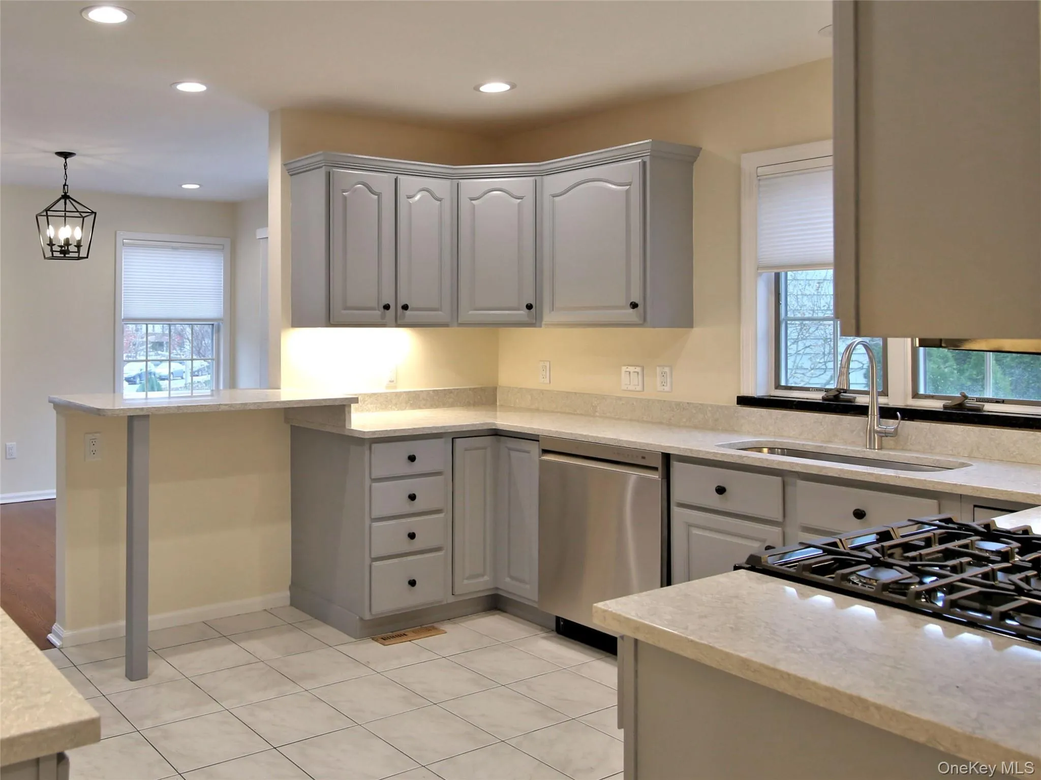 300 Jefferson Avenue, Mamaroneck, NY, 3 Bedrooms Bedrooms, 6 Rooms Rooms,3 BathroomsBathrooms,Residential Lease,For Rent,Jefferson,0,994394 300 Jefferson Avenue, Mamaroneck, NY, 3 Bedrooms Bedrooms, 6 Rooms Rooms,3 BathroomsBathrooms,Residential Lease,For Rent,Jefferson,0,994394