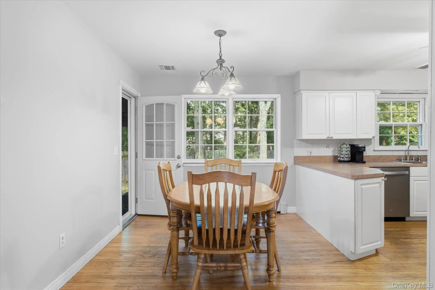 Dining Area / Eat In Kitchen Dining Area / Eat In Kitchen
