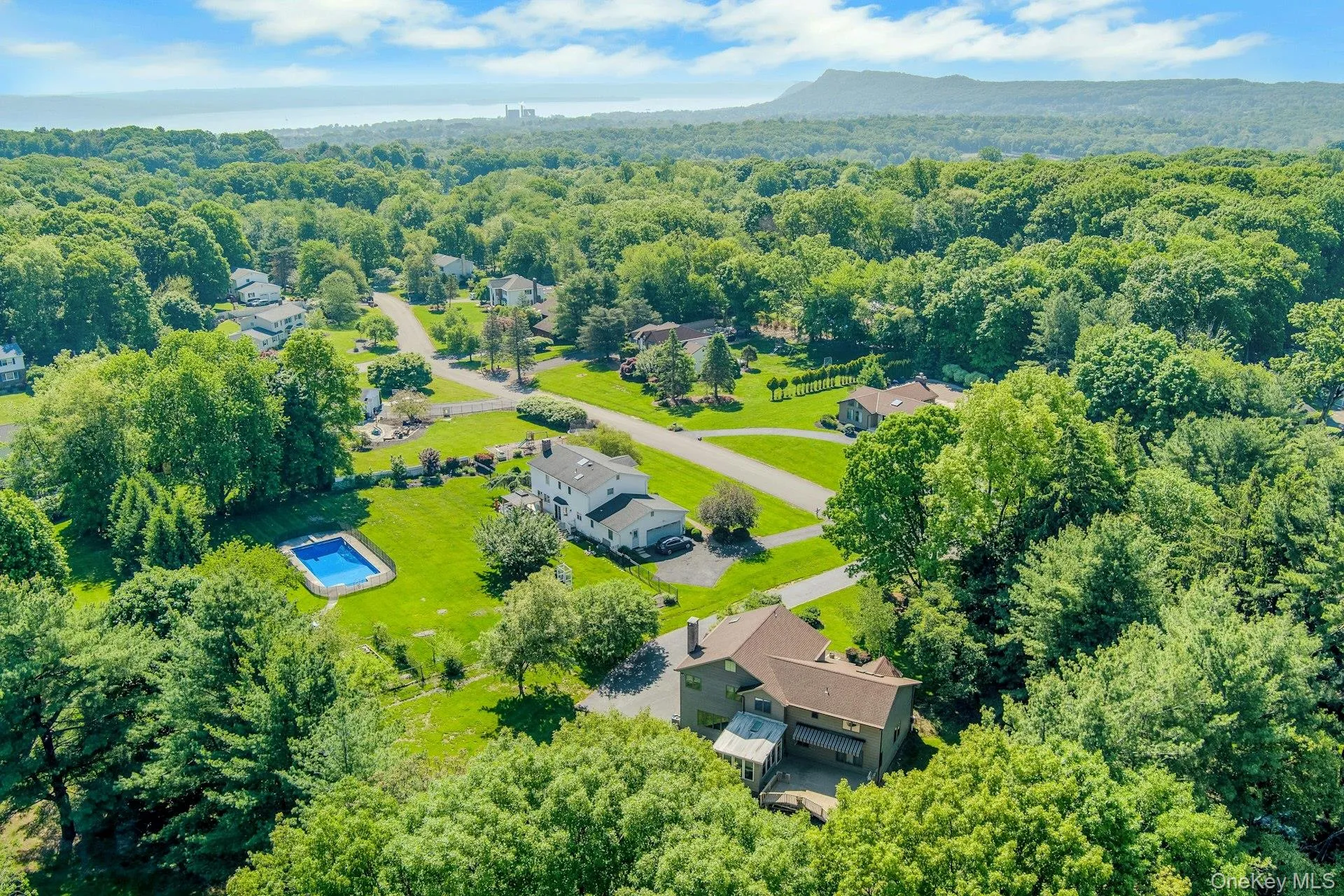 13 Brainerd Drive, Stony Point, NY, 4 Bedrooms Bedrooms, 9 Rooms Rooms,2 BathroomsBathrooms,Residential,For Rent,Brainerd,0,994426 13 Brainerd Drive, Stony Point, NY, 4 Bedrooms Bedrooms, 9 Rooms Rooms,2 BathroomsBathrooms,Residential,For Rent,Brainerd,0,994426