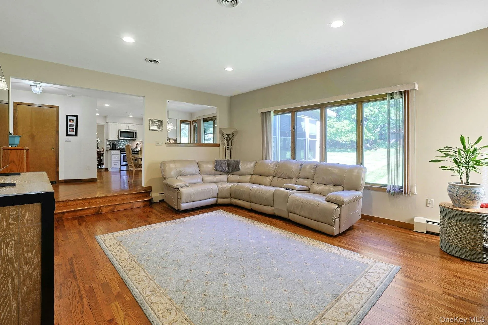 13 Brainerd Drive, Stony Point, NY, 4 Bedrooms Bedrooms, 9 Rooms Rooms,2 BathroomsBathrooms,Residential,For Rent,Brainerd,0,994426 13 Brainerd Drive, Stony Point, NY, 4 Bedrooms Bedrooms, 9 Rooms Rooms,2 BathroomsBathrooms,Residential,For Rent,Brainerd,0,994426