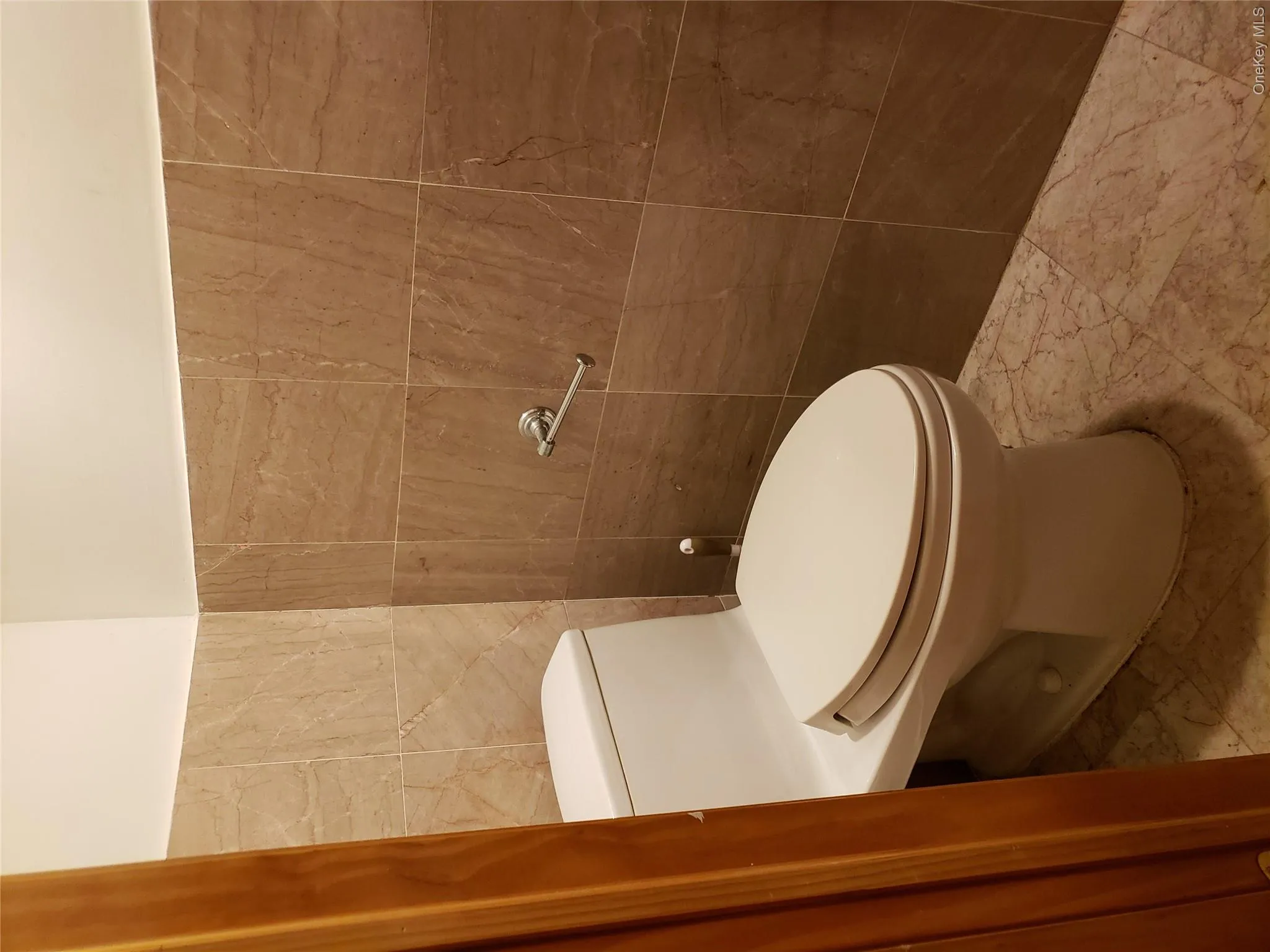 6921 182nd Street, New York, NY, 3 Bedrooms Bedrooms, 8 Rooms Rooms,1 BathroomBathrooms,Residential Lease,For Rent,182nd,0,994457 6921 182nd Street, New York, NY, 3 Bedrooms Bedrooms, 8 Rooms Rooms,1 BathroomBathrooms,Residential Lease,For Rent,182nd,0,994457