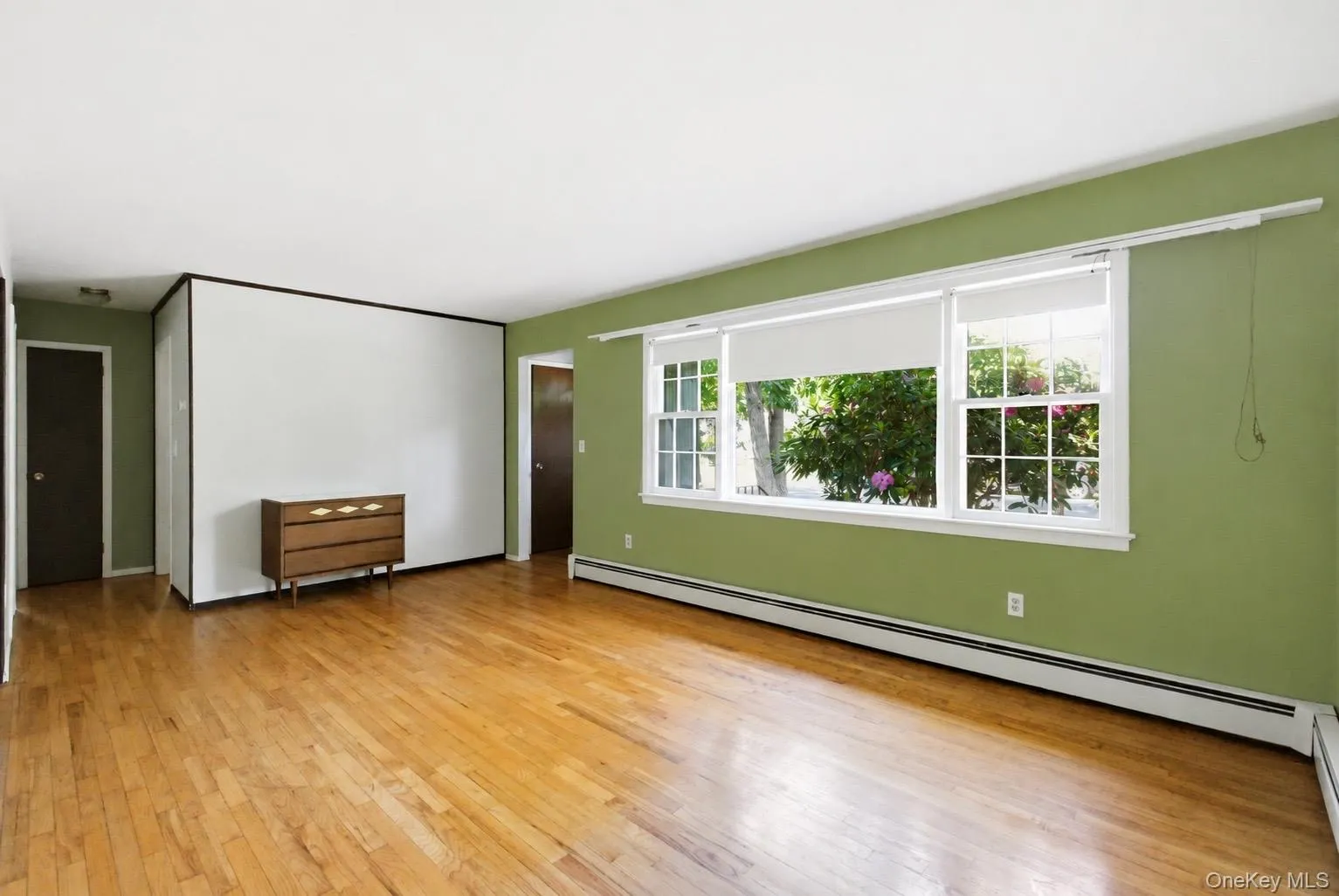 17 Yale Drive, Southampton, NY, 2 Bedrooms Bedrooms, 5 Rooms Rooms,1 BathroomBathrooms,Residential,For Rent,Yale,0,994480 17 Yale Drive, Southampton, NY, 2 Bedrooms Bedrooms, 5 Rooms Rooms,1 BathroomBathrooms,Residential,For Rent,Yale,0,994480