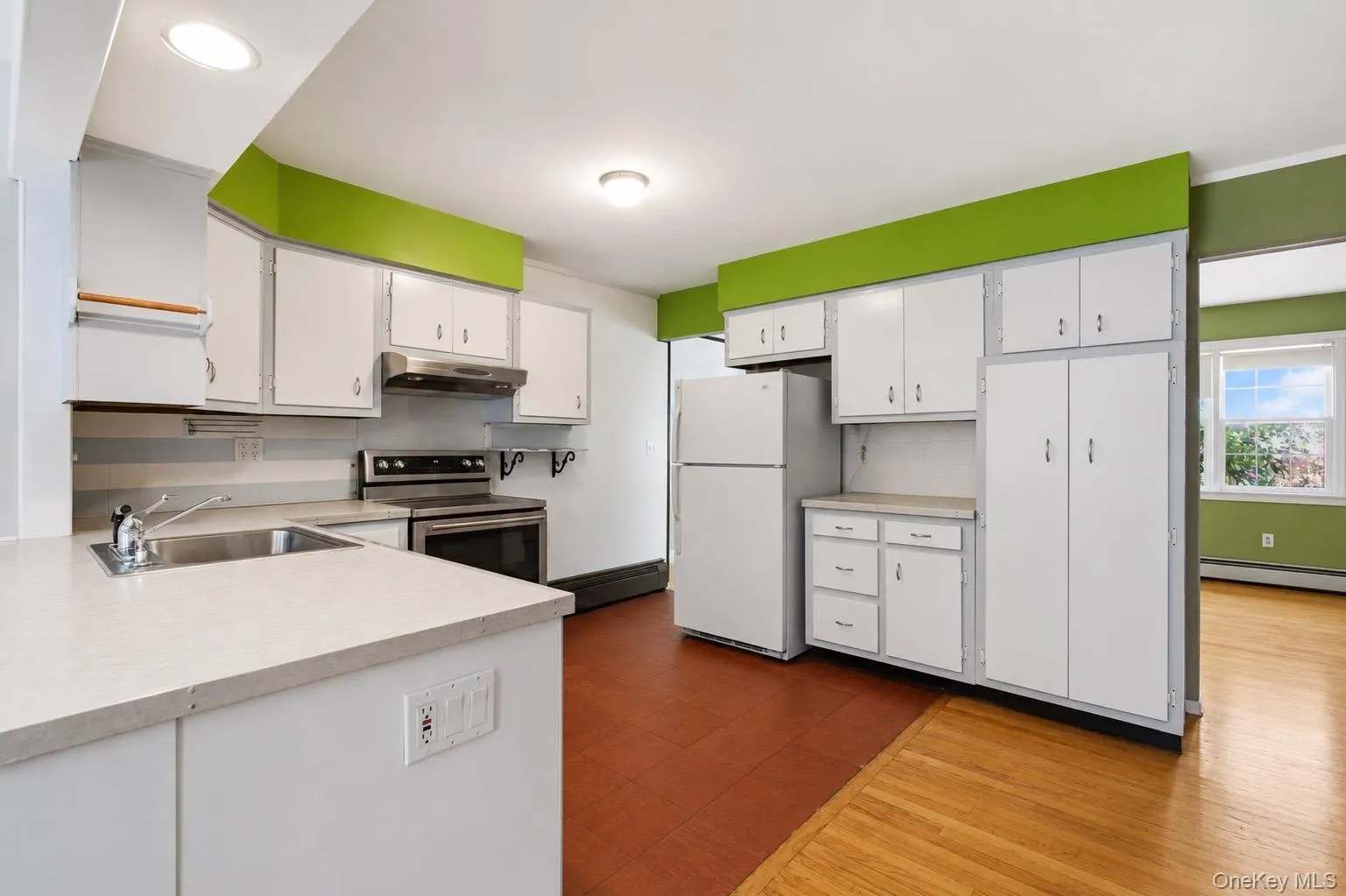 17 Yale Drive, Southampton, NY, 2 Bedrooms Bedrooms, 5 Rooms Rooms,1 BathroomBathrooms,Residential,For Rent,Yale,0,994480 17 Yale Drive, Southampton, NY, 2 Bedrooms Bedrooms, 5 Rooms Rooms,1 BathroomBathrooms,Residential,For Rent,Yale,0,994480