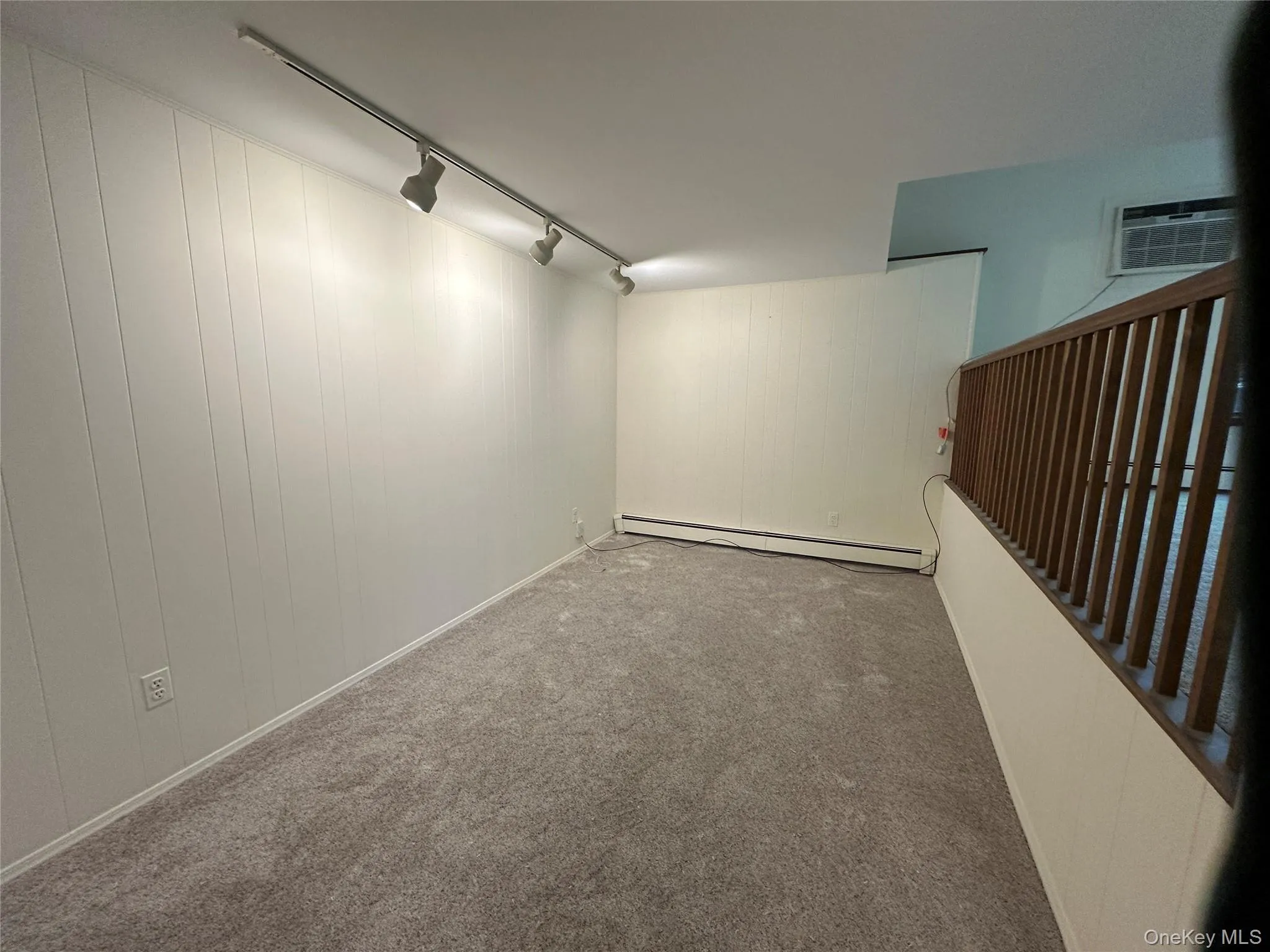 190 Old Field Road, Huntington, NY, 1 Bedroom Bedrooms, 4 Rooms Rooms,1 BathroomBathrooms,Residential Lease,For Rent,Old Field,0,994481 190 Old Field Road, Huntington, NY, 1 Bedroom Bedrooms, 4 Rooms Rooms,1 BathroomBathrooms,Residential Lease,For Rent,Old Field,0,994481