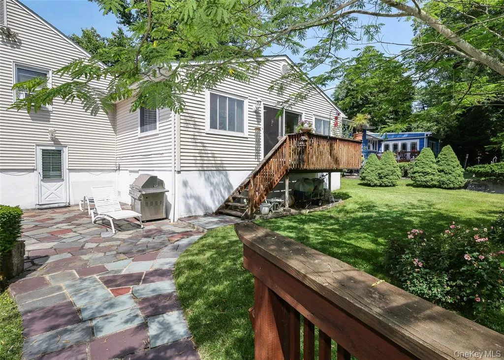 199 Hanson Lane, New Rochelle, NY, 3 Bedrooms Bedrooms, 7 Rooms Rooms,3 BathroomsBathrooms,Residential Lease,For Rent,Hanson Lane,0,994486 199 Hanson Lane, New Rochelle, NY, 3 Bedrooms Bedrooms, 7 Rooms Rooms,3 BathroomsBathrooms,Residential Lease,For Rent,Hanson Lane,0,994486