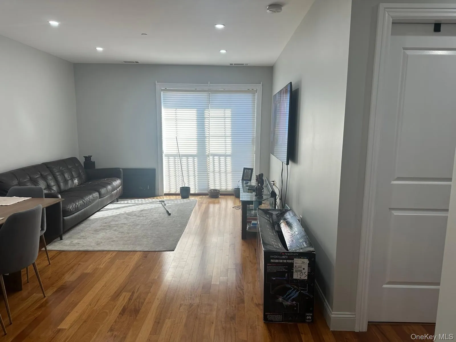 543 Main Street, New Rochelle, NY, 2 Bedrooms Bedrooms, 4 Rooms Rooms,2 BathroomsBathrooms,Residential Lease,For Rent,Main,0,994488 543 Main Street, New Rochelle, NY, 2 Bedrooms Bedrooms, 4 Rooms Rooms,2 BathroomsBathrooms,Residential Lease,For Rent,Main,0,994488