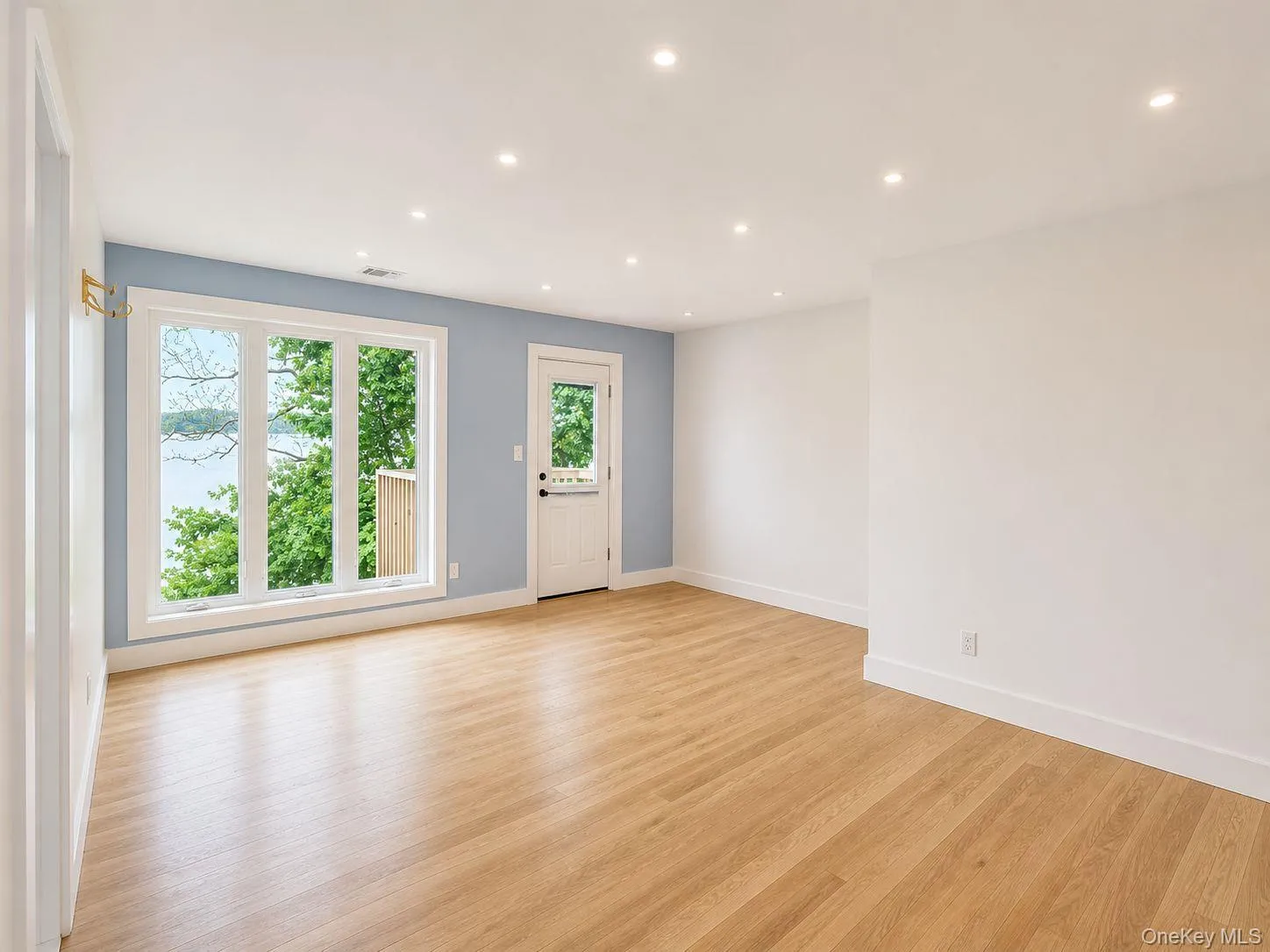 44 Riverside Avenue, Haverstraw, NY, 2 Bedrooms Bedrooms, 4 Rooms Rooms,2 BathroomsBathrooms,Residential,For Rent,Riverside,0,994512 44 Riverside Avenue, Haverstraw, NY, 2 Bedrooms Bedrooms, 4 Rooms Rooms,2 BathroomsBathrooms,Residential,For Rent,Riverside,0,994512