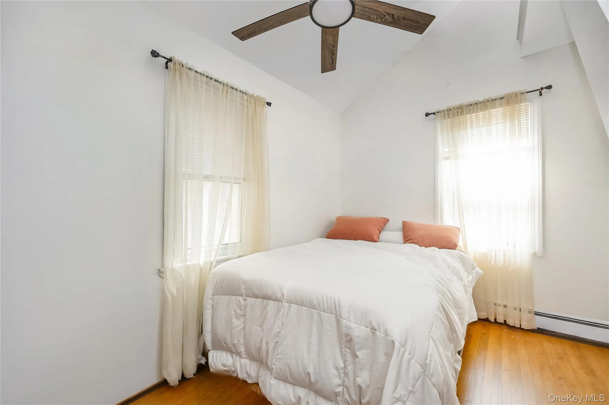 32 Buffalo Avenue, Hempstead, NY, 4 Bedrooms Bedrooms, 8 Rooms Rooms,2 BathroomsBathrooms,Residential,For Rent,Buffalo,0,994514 32 Buffalo Avenue, Hempstead, NY, 4 Bedrooms Bedrooms, 8 Rooms Rooms,2 BathroomsBathrooms,Residential,For Rent,Buffalo,0,994514