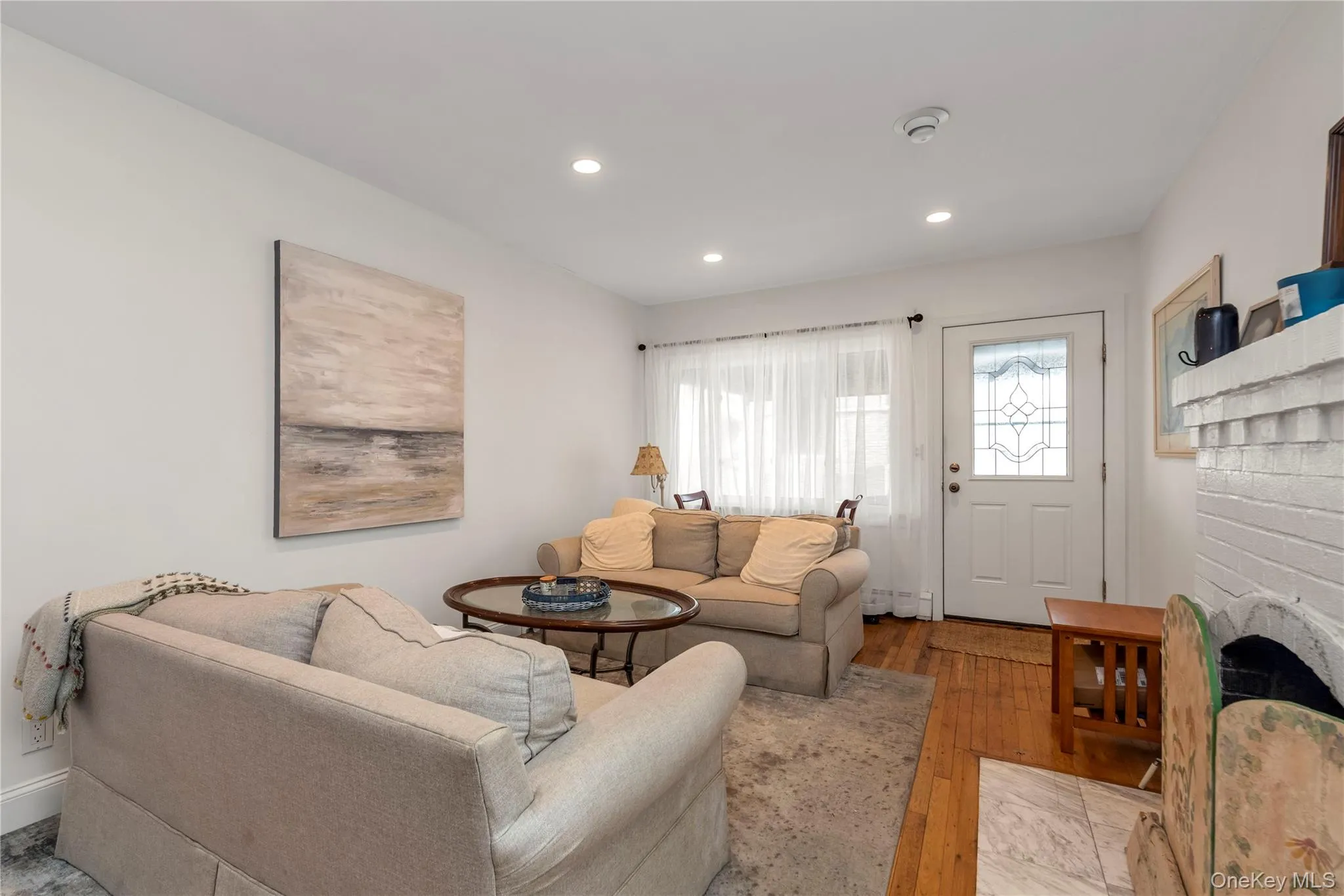 32 Buffalo Avenue, Hempstead, NY, 4 Bedrooms Bedrooms, 8 Rooms Rooms,2 BathroomsBathrooms,Residential,For Rent,Buffalo,0,994514 32 Buffalo Avenue, Hempstead, NY, 4 Bedrooms Bedrooms, 8 Rooms Rooms,2 BathroomsBathrooms,Residential,For Rent,Buffalo,0,994514