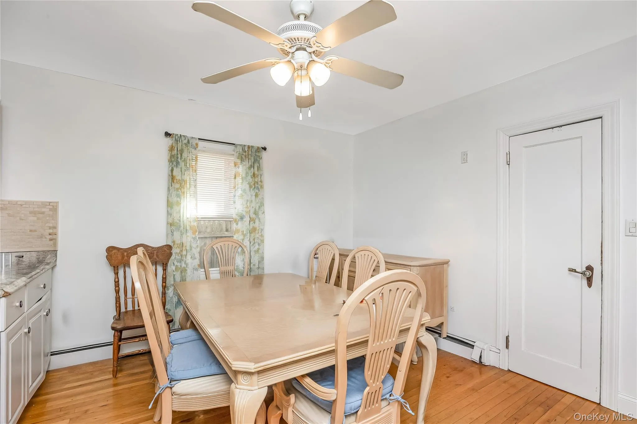 32 Buffalo Avenue, Hempstead, NY, 4 Bedrooms Bedrooms, 8 Rooms Rooms,2 BathroomsBathrooms,Residential,For Rent,Buffalo,0,994514 32 Buffalo Avenue, Hempstead, NY, 4 Bedrooms Bedrooms, 8 Rooms Rooms,2 BathroomsBathrooms,Residential,For Rent,Buffalo,0,994514