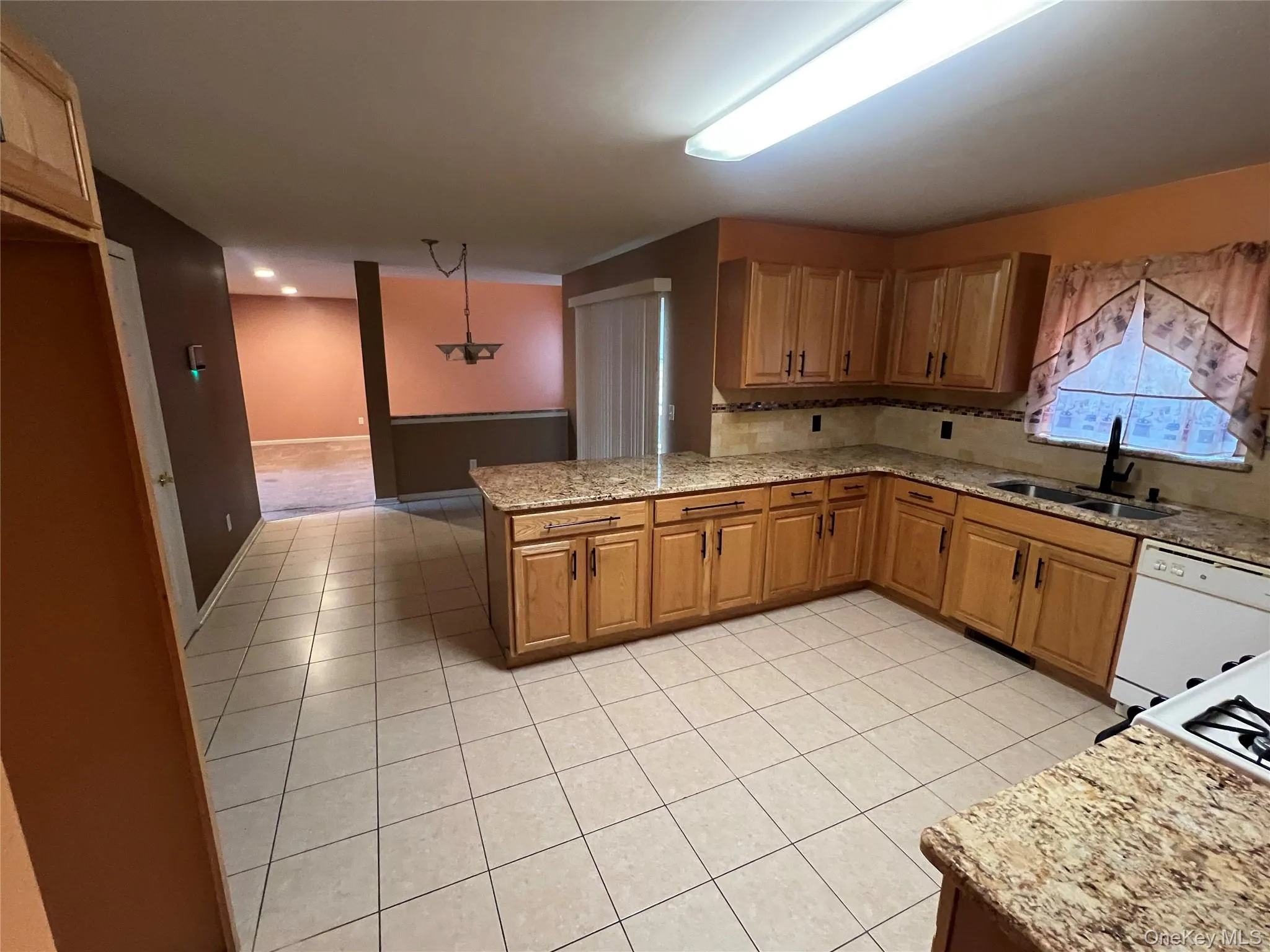 10 Johanna Drive, Newburgh (town), NY, 4 Bedrooms Bedrooms, 9 Rooms Rooms,2 BathroomsBathrooms,Residential,For Rent,Johanna,0,994524 10 Johanna Drive, Newburgh (town), NY, 4 Bedrooms Bedrooms, 9 Rooms Rooms,2 BathroomsBathrooms,Residential,For Rent,Johanna,0,994524