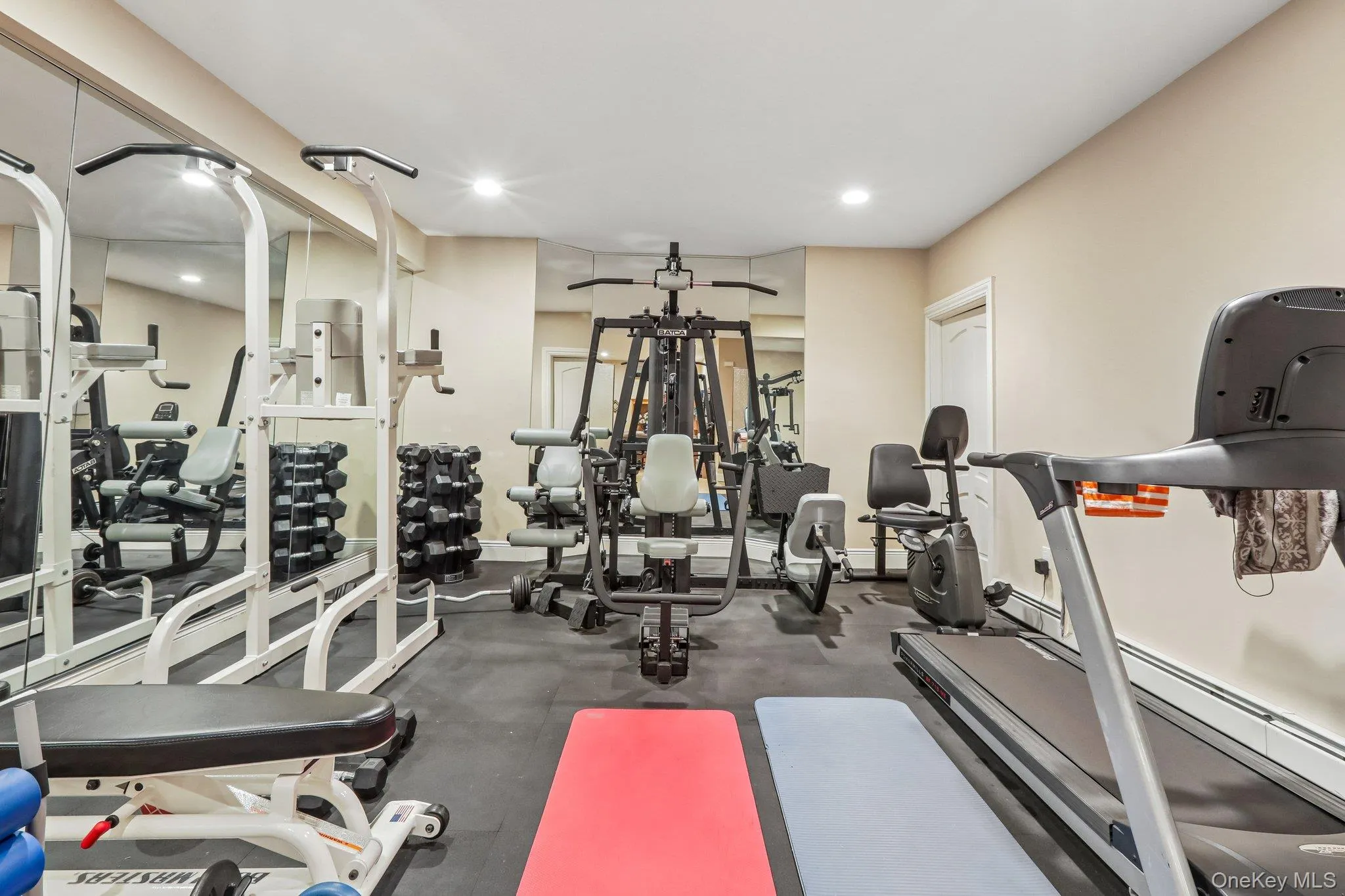 250 Old Mill Road, Clarkstown, NY, 5 Bedrooms Bedrooms, 15 Rooms Rooms,5 BathroomsBathrooms,Residential,For Rent,Old Mill,0,994533 250 Old Mill Road, Clarkstown, NY, 5 Bedrooms Bedrooms, 15 Rooms Rooms,5 BathroomsBathrooms,Residential,For Rent,Old Mill,0,994533