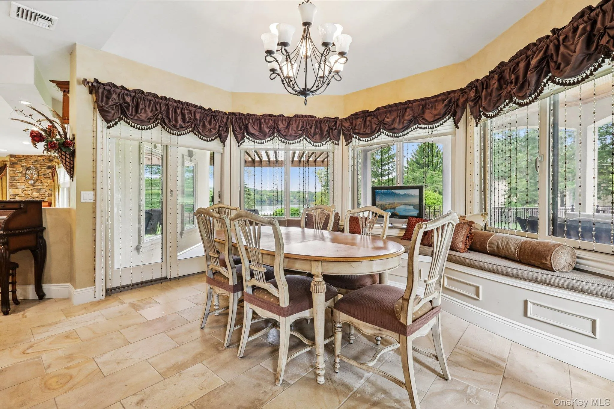 250 Old Mill Road, Clarkstown, NY, 5 Bedrooms Bedrooms, 15 Rooms Rooms,5 BathroomsBathrooms,Residential,For Rent,Old Mill,0,994533 250 Old Mill Road, Clarkstown, NY, 5 Bedrooms Bedrooms, 15 Rooms Rooms,5 BathroomsBathrooms,Residential,For Rent,Old Mill,0,994533