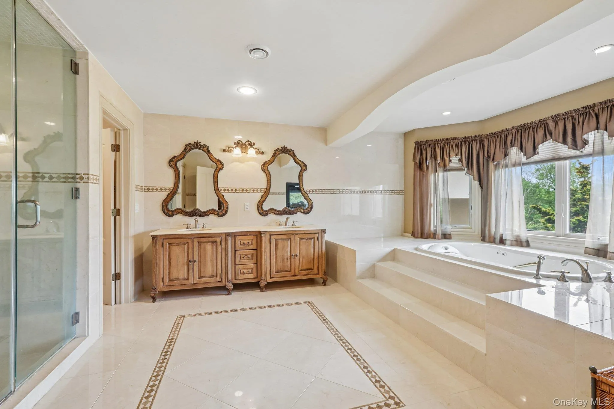 250 Old Mill Road, Clarkstown, NY, 5 Bedrooms Bedrooms, 15 Rooms Rooms,5 BathroomsBathrooms,Residential,For Rent,Old Mill,0,994533 250 Old Mill Road, Clarkstown, NY, 5 Bedrooms Bedrooms, 15 Rooms Rooms,5 BathroomsBathrooms,Residential,For Rent,Old Mill,0,994533