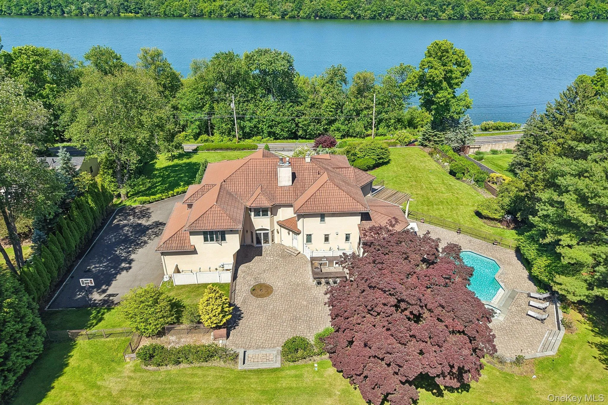 250 Old Mill Road, Clarkstown, NY, 5 Bedrooms Bedrooms, 15 Rooms Rooms,5 BathroomsBathrooms,Residential,For Rent,Old Mill,0,994533 250 Old Mill Road, Clarkstown, NY, 5 Bedrooms Bedrooms, 15 Rooms Rooms,5 BathroomsBathrooms,Residential,For Rent,Old Mill,0,994533