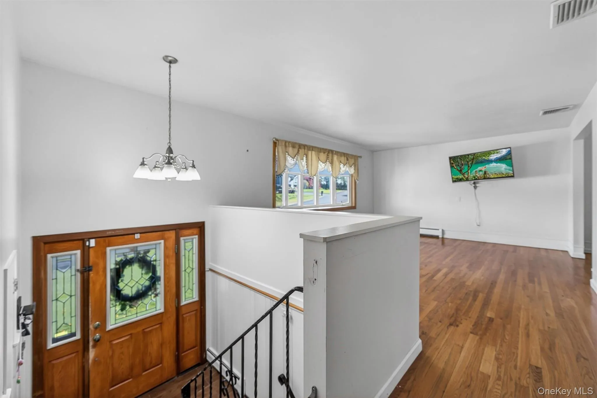 6 John Drive, Goshen, NY, 3 Bedrooms Bedrooms, 11 Rooms Rooms,2 BathroomsBathrooms,Residential,For Rent,John,0,994535 6 John Drive, Goshen, NY, 3 Bedrooms Bedrooms, 11 Rooms Rooms,2 BathroomsBathrooms,Residential,For Rent,John,0,994535