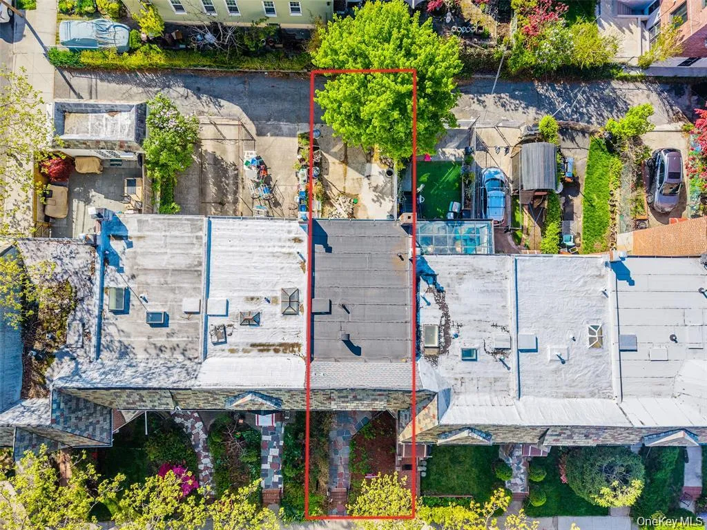 9307 69th Avenue, New York, NY, 4 Bedrooms Bedrooms, 10 Rooms Rooms,3 BathroomsBathrooms,Residential,For Rent,69th,0,994541 9307 69th Avenue, New York, NY, 4 Bedrooms Bedrooms, 10 Rooms Rooms,3 BathroomsBathrooms,Residential,For Rent,69th,0,994541