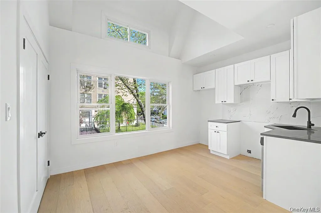 9307 69th Avenue, New York, NY, 4 Bedrooms Bedrooms, 10 Rooms Rooms,3 BathroomsBathrooms,Residential,For Rent,69th,0,994541 9307 69th Avenue, New York, NY, 4 Bedrooms Bedrooms, 10 Rooms Rooms,3 BathroomsBathrooms,Residential,For Rent,69th,0,994541