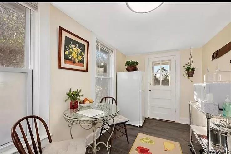 20 Main Street, Wappinger, NY, 1 Bedroom Bedrooms, 4 Rooms Rooms,1 BathroomBathrooms,Residential Lease,For Rent,Main,0,994549 20 Main Street, Wappinger, NY, 1 Bedroom Bedrooms, 4 Rooms Rooms,1 BathroomBathrooms,Residential Lease,For Rent,Main,0,994549