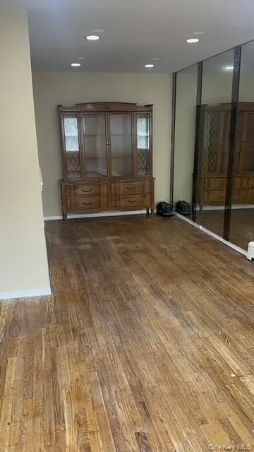 30-29 70th, New York, NY, 3 Bedrooms Bedrooms, 7 Rooms Rooms,1 BathroomBathrooms,Residential Lease,For Rent,70th,0,994556 30-29 70th, New York, NY, 3 Bedrooms Bedrooms, 7 Rooms Rooms,1 BathroomBathrooms,Residential Lease,For Rent,70th,0,994556