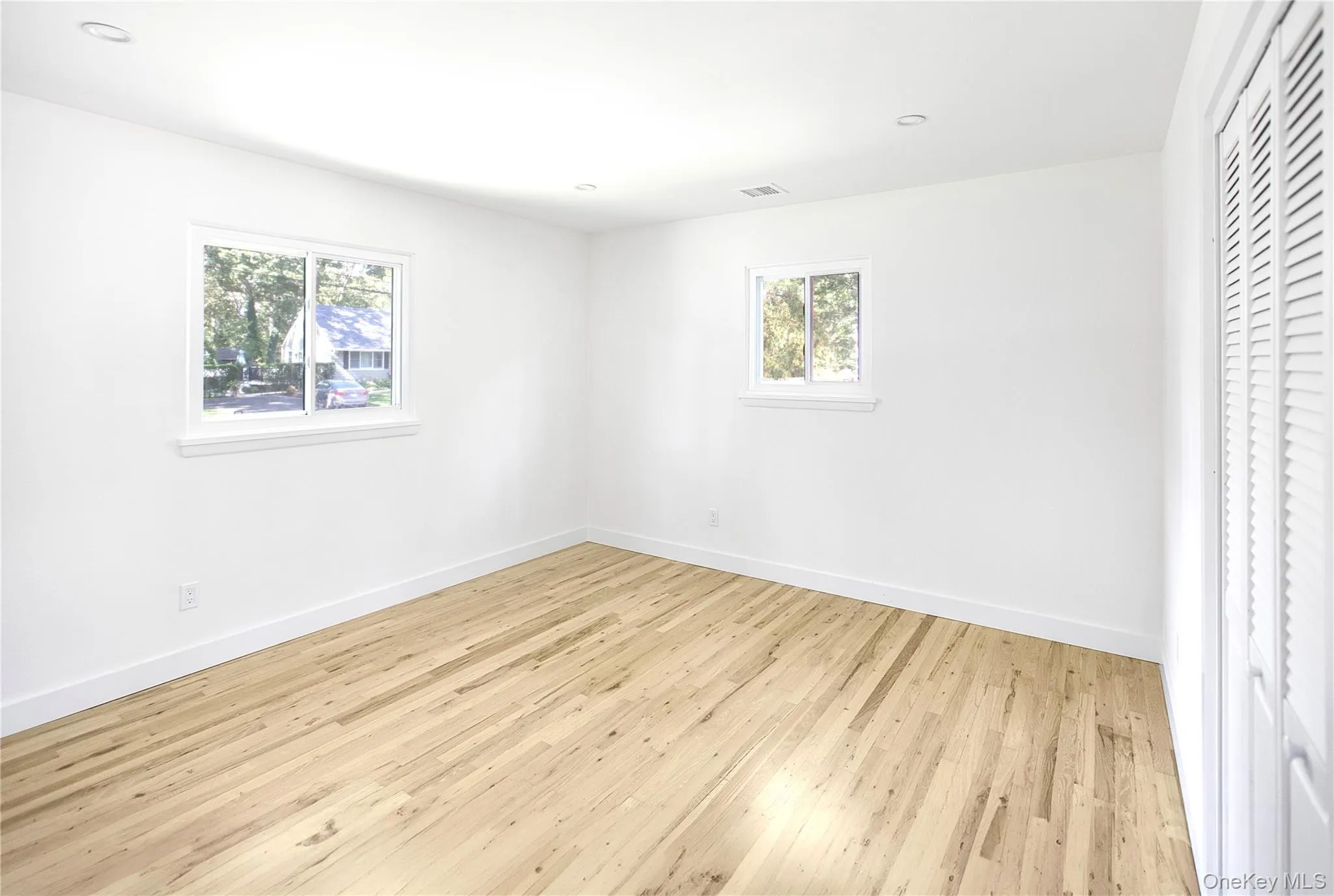 91 Circuit Road, Brookhaven, NY, 3 Bedrooms Bedrooms, 6 Rooms Rooms,1 BathroomBathrooms,Residential Lease,For Rent,Circuit,0,994557 91 Circuit Road, Brookhaven, NY, 3 Bedrooms Bedrooms, 6 Rooms Rooms,1 BathroomBathrooms,Residential Lease,For Rent,Circuit,0,994557