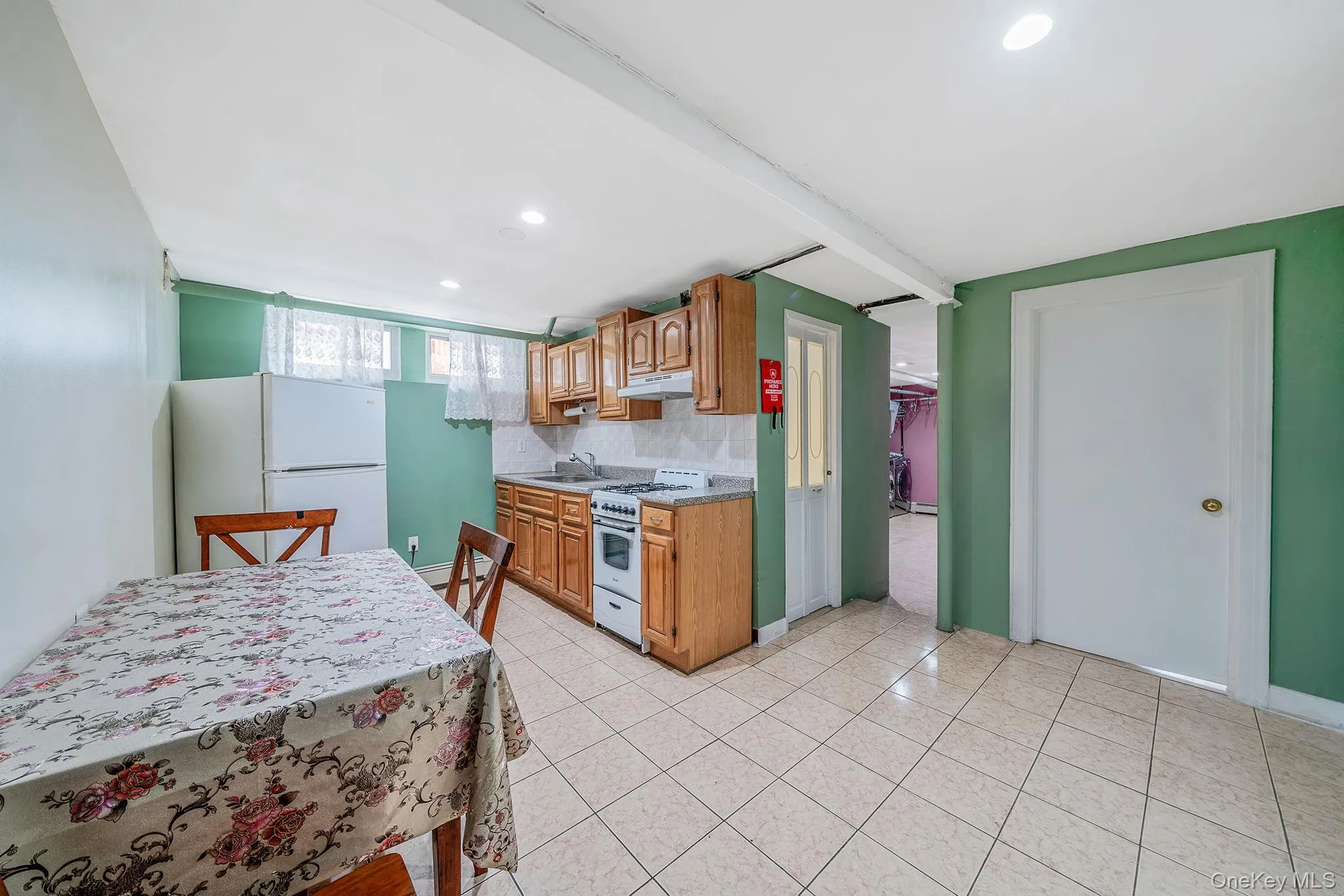 51-78 72nd Place, New York, NY, 5 Bedrooms Bedrooms, 12 Rooms Rooms,3 BathroomsBathrooms,Residential Sale,For Rent,72nd,0,994579 51-78 72nd Place, New York, NY, 5 Bedrooms Bedrooms, 12 Rooms Rooms,3 BathroomsBathrooms,Residential Sale,For Rent,72nd,0,994579