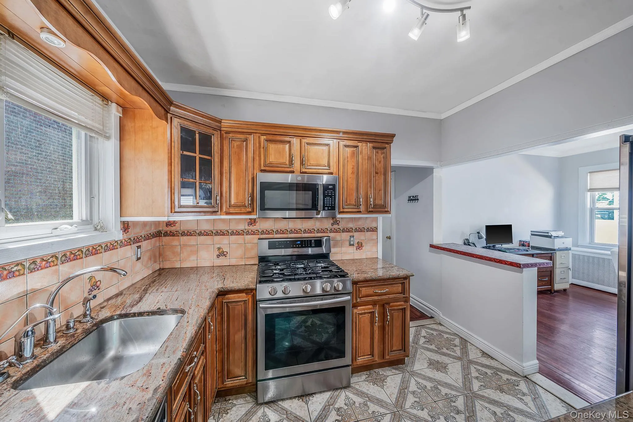 51-78 72nd Place, New York, NY, 5 Bedrooms Bedrooms, 12 Rooms Rooms,3 BathroomsBathrooms,Residential Sale,For Rent,72nd,0,994579 51-78 72nd Place, New York, NY, 5 Bedrooms Bedrooms, 12 Rooms Rooms,3 BathroomsBathrooms,Residential Sale,For Rent,72nd,0,994579