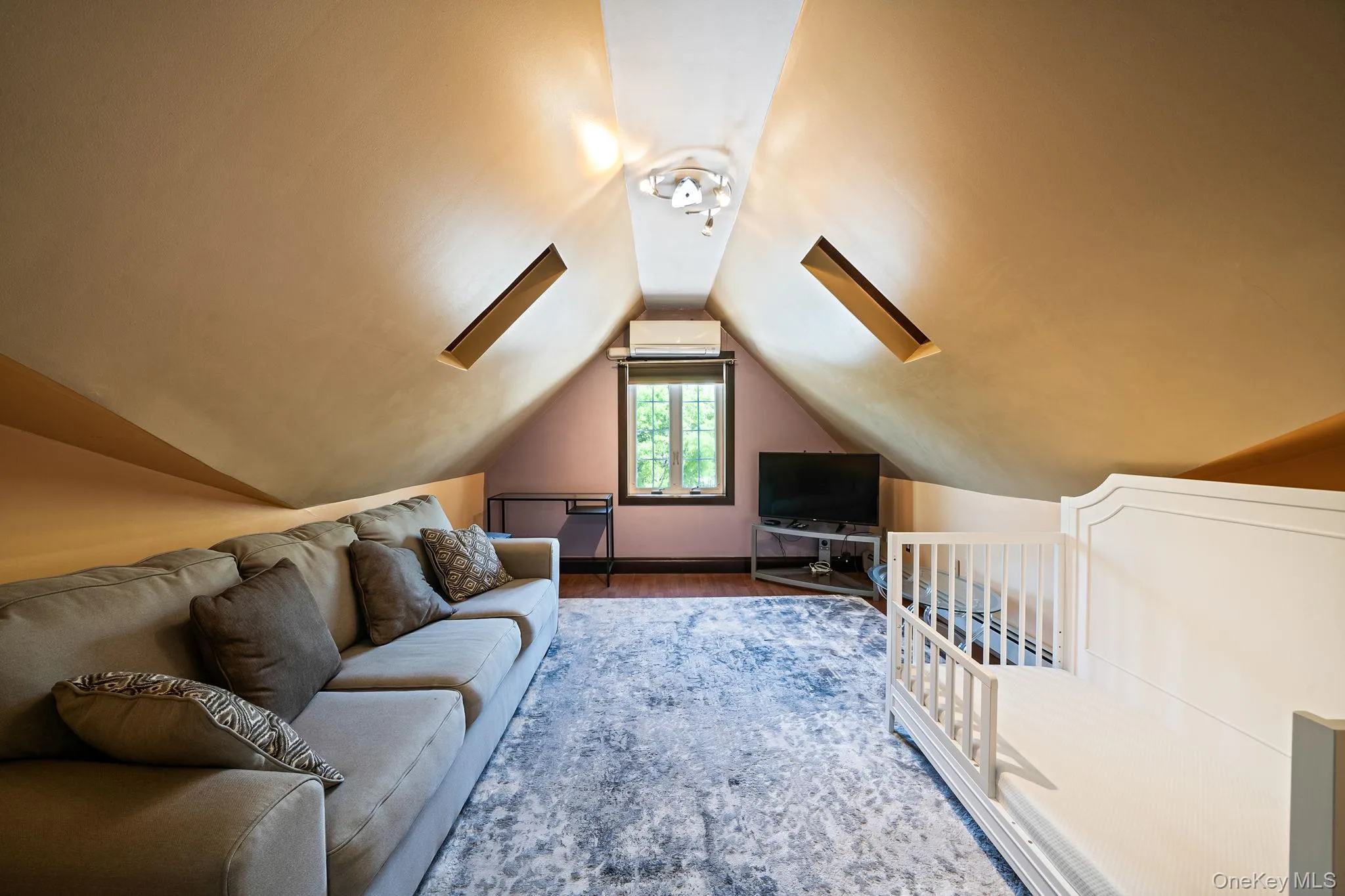 51-78 72nd Place, New York, NY, 5 Bedrooms Bedrooms, 12 Rooms Rooms,3 BathroomsBathrooms,Residential Sale,For Rent,72nd,0,994579 51-78 72nd Place, New York, NY, 5 Bedrooms Bedrooms, 12 Rooms Rooms,3 BathroomsBathrooms,Residential Sale,For Rent,72nd,0,994579