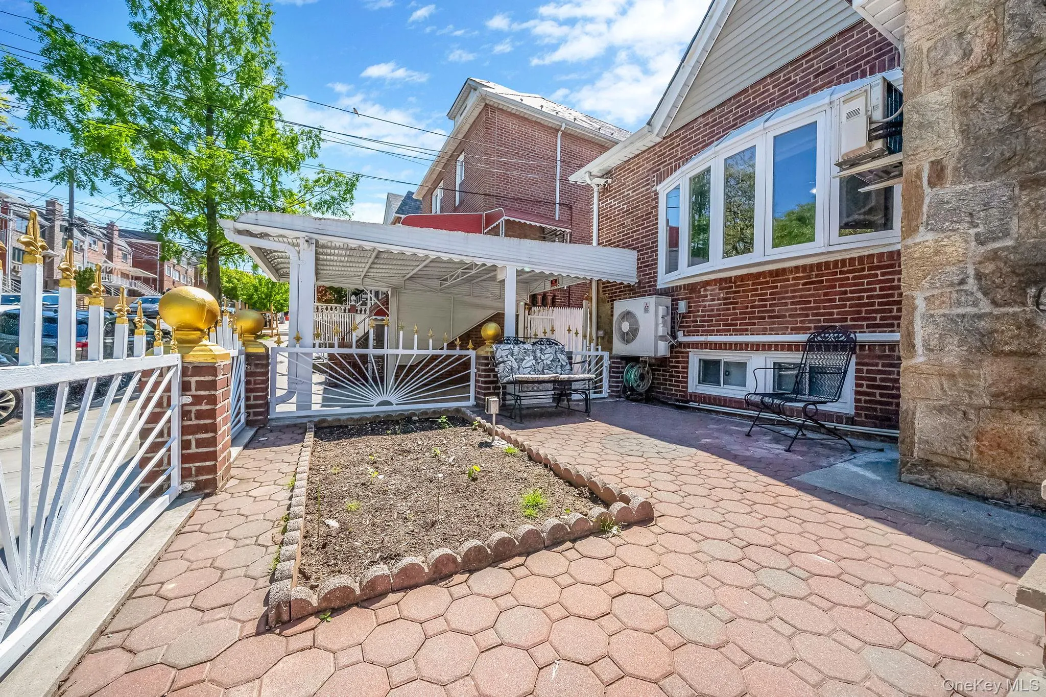 51-78 72nd Place, New York, NY, 5 Bedrooms Bedrooms, 12 Rooms Rooms,3 BathroomsBathrooms,Residential Sale,For Rent,72nd,0,994579 51-78 72nd Place, New York, NY, 5 Bedrooms Bedrooms, 12 Rooms Rooms,3 BathroomsBathrooms,Residential Sale,For Rent,72nd,0,994579