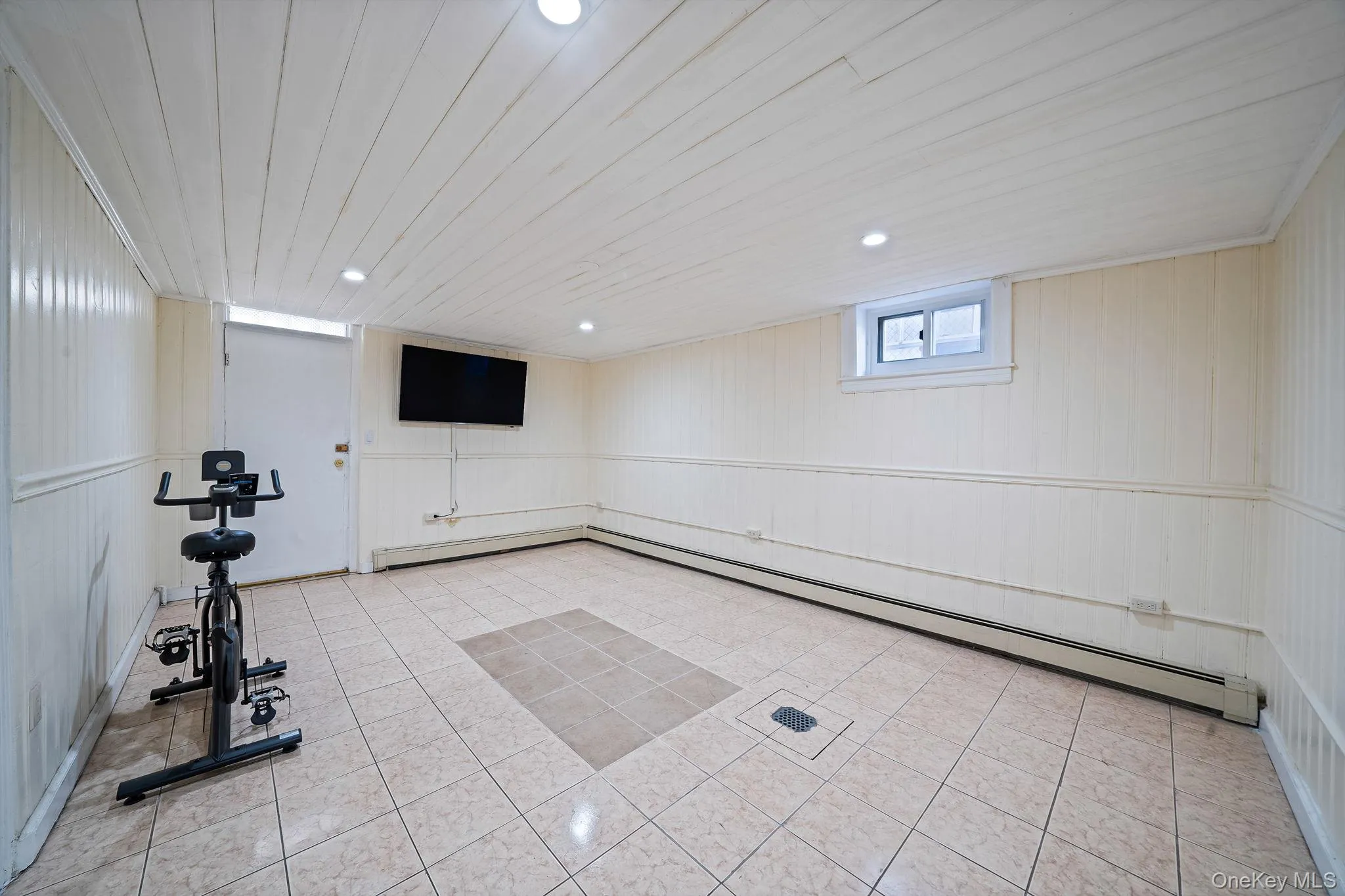 51-78 72nd Place, New York, NY, 5 Bedrooms Bedrooms, 12 Rooms Rooms,3 BathroomsBathrooms,Residential Sale,For Rent,72nd,0,994579 51-78 72nd Place, New York, NY, 5 Bedrooms Bedrooms, 12 Rooms Rooms,3 BathroomsBathrooms,Residential Sale,For Rent,72nd,0,994579