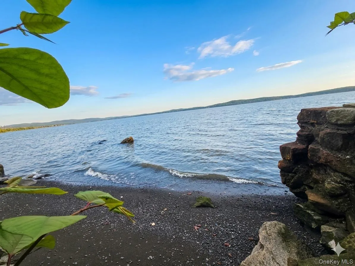 46 Riverside Avenue, Haverstraw, NY, 2 Bedrooms Bedrooms, 6 Rooms Rooms,2 BathroomsBathrooms,Residential,For Rent,Riverside,0,994591 46 Riverside Avenue, Haverstraw, NY, 2 Bedrooms Bedrooms, 6 Rooms Rooms,2 BathroomsBathrooms,Residential,For Rent,Riverside,0,994591