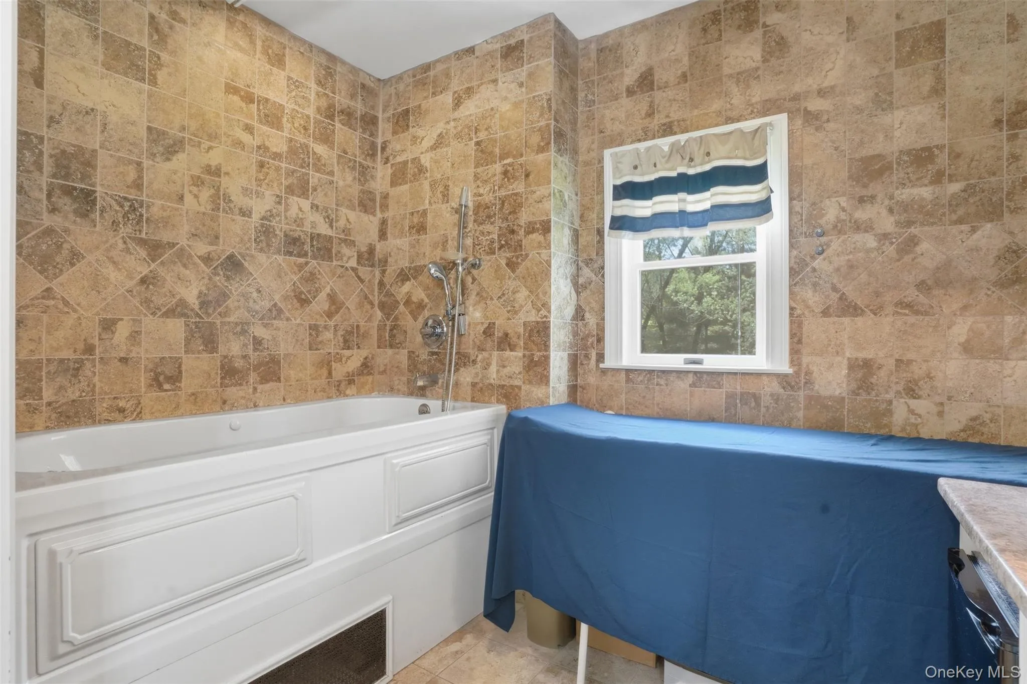 92 Coppergate Lane, Warwick (town), NY, 4 Bedrooms Bedrooms, 11 Rooms Rooms,3 BathroomsBathrooms,Residential Sale,For Rent,Coppergate,0,994592 92 Coppergate Lane, Warwick (town), NY, 4 Bedrooms Bedrooms, 11 Rooms Rooms,3 BathroomsBathrooms,Residential Sale,For Rent,Coppergate,0,994592