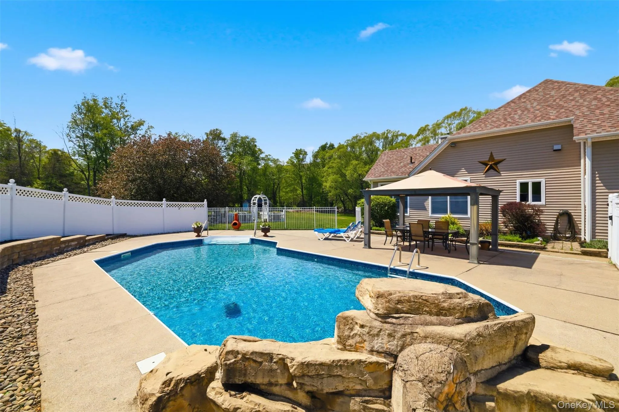 92 Coppergate Lane, Warwick (town), NY, 4 Bedrooms Bedrooms, 11 Rooms Rooms,3 BathroomsBathrooms,Residential Sale,For Rent,Coppergate,0,994592 92 Coppergate Lane, Warwick (town), NY, 4 Bedrooms Bedrooms, 11 Rooms Rooms,3 BathroomsBathrooms,Residential Sale,For Rent,Coppergate,0,994592