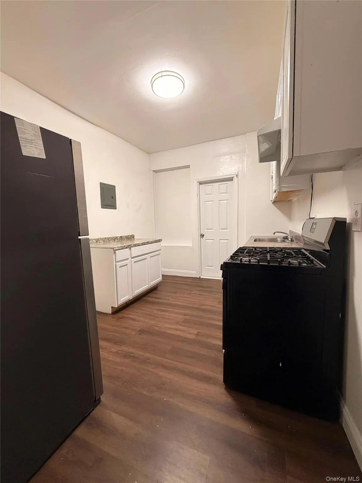 11 Lawrence st, Yonkers, NY, 4 Bedroom Bedrooms, 8 Room Rooms,1 BathroomBathrooms,Residential Lease,For Rent,Lawrence st,0,994611 11 Lawrence st, Yonkers, NY, 4 Bedroom Bedrooms, 8 Room Rooms,1 BathroomBathrooms,Residential Lease,For Rent,Lawrence st,0,994611