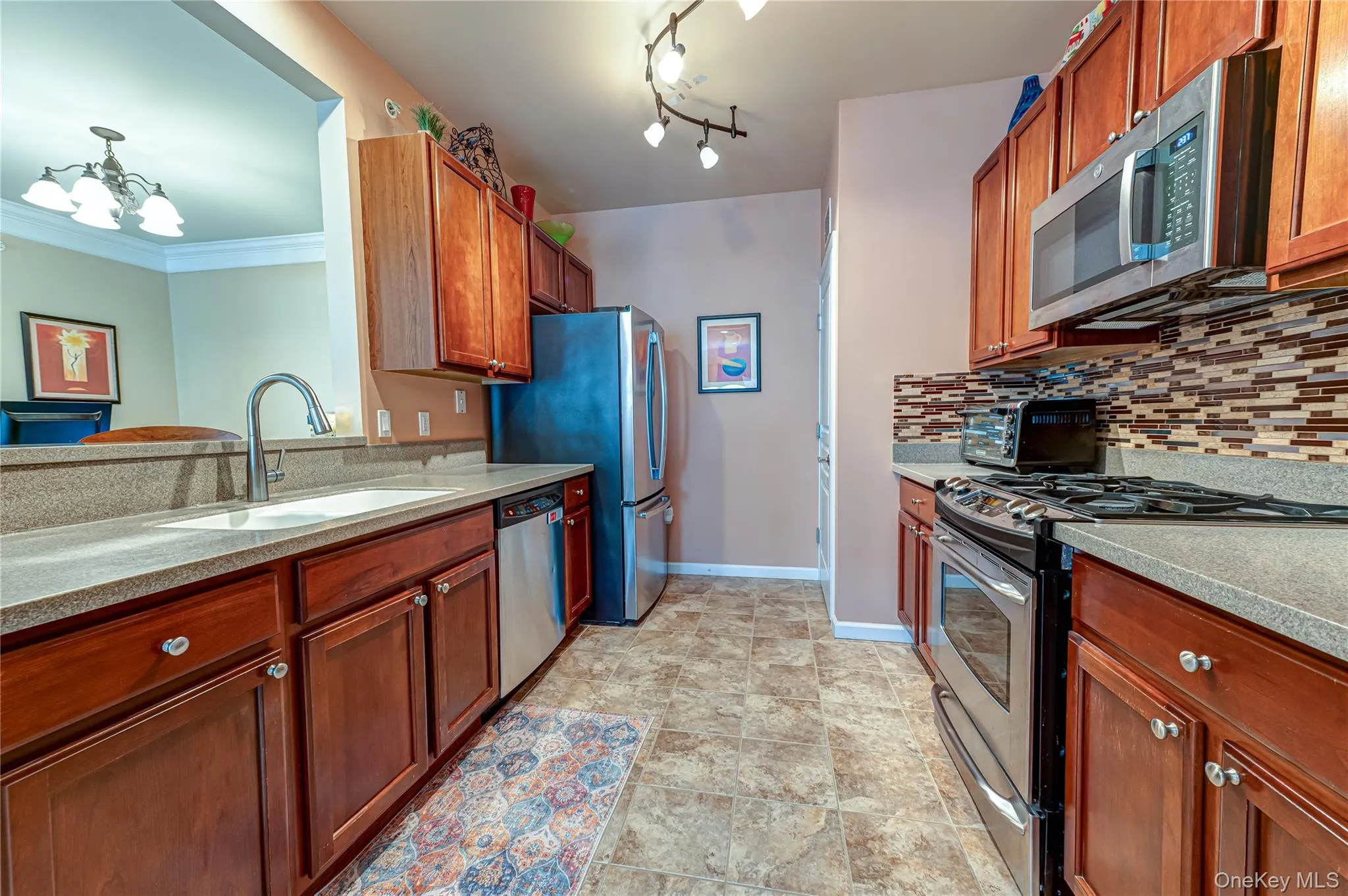 2232 Finch Lane, Islip, NY, 2 Bedrooms Bedrooms, 5 Rooms Rooms,2 BathroomsBathrooms,Residential,For Rent,Finch,0,994621 2232 Finch Lane, Islip, NY, 2 Bedrooms Bedrooms, 5 Rooms Rooms,2 BathroomsBathrooms,Residential,For Rent,Finch,0,994621