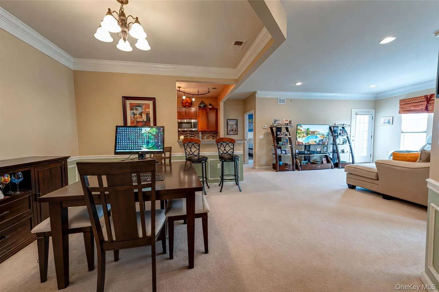 2232 Finch Lane, Islip, NY, 2 Bedrooms Bedrooms, 5 Rooms Rooms,2 BathroomsBathrooms,Residential,For Rent,Finch,0,994621 2232 Finch Lane, Islip, NY, 2 Bedrooms Bedrooms, 5 Rooms Rooms,2 BathroomsBathrooms,Residential,For Rent,Finch,0,994621