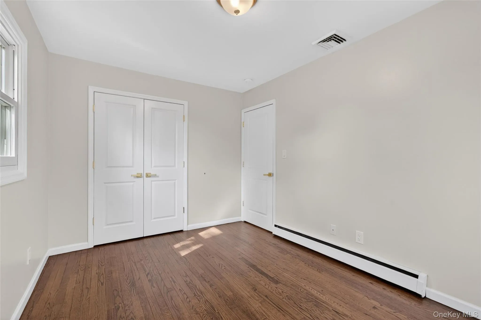 47 Burrow Road, Woodbury, NY, 4 Bedrooms Bedrooms, 8 Rooms Rooms,2 BathroomsBathrooms,Residential Sale,For Rent,Burrow,0,994626 47 Burrow Road, Woodbury, NY, 4 Bedrooms Bedrooms, 8 Rooms Rooms,2 BathroomsBathrooms,Residential Sale,For Rent,Burrow,0,994626
