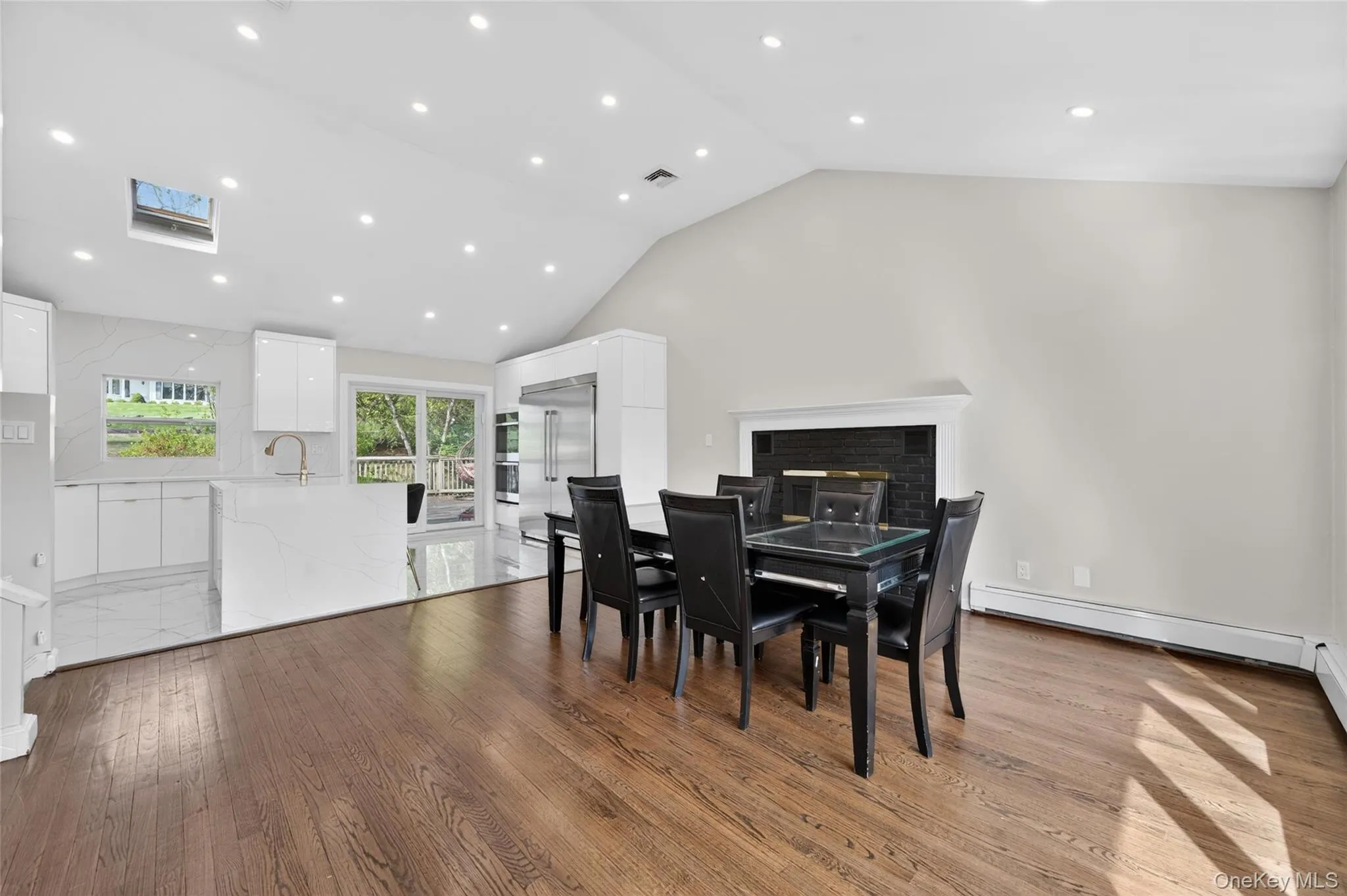 47 Burrow Road, Woodbury, NY, 4 Bedrooms Bedrooms, 8 Rooms Rooms,2 BathroomsBathrooms,Residential Sale,For Rent,Burrow,0,994626 47 Burrow Road, Woodbury, NY, 4 Bedrooms Bedrooms, 8 Rooms Rooms,2 BathroomsBathrooms,Residential Sale,For Rent,Burrow,0,994626