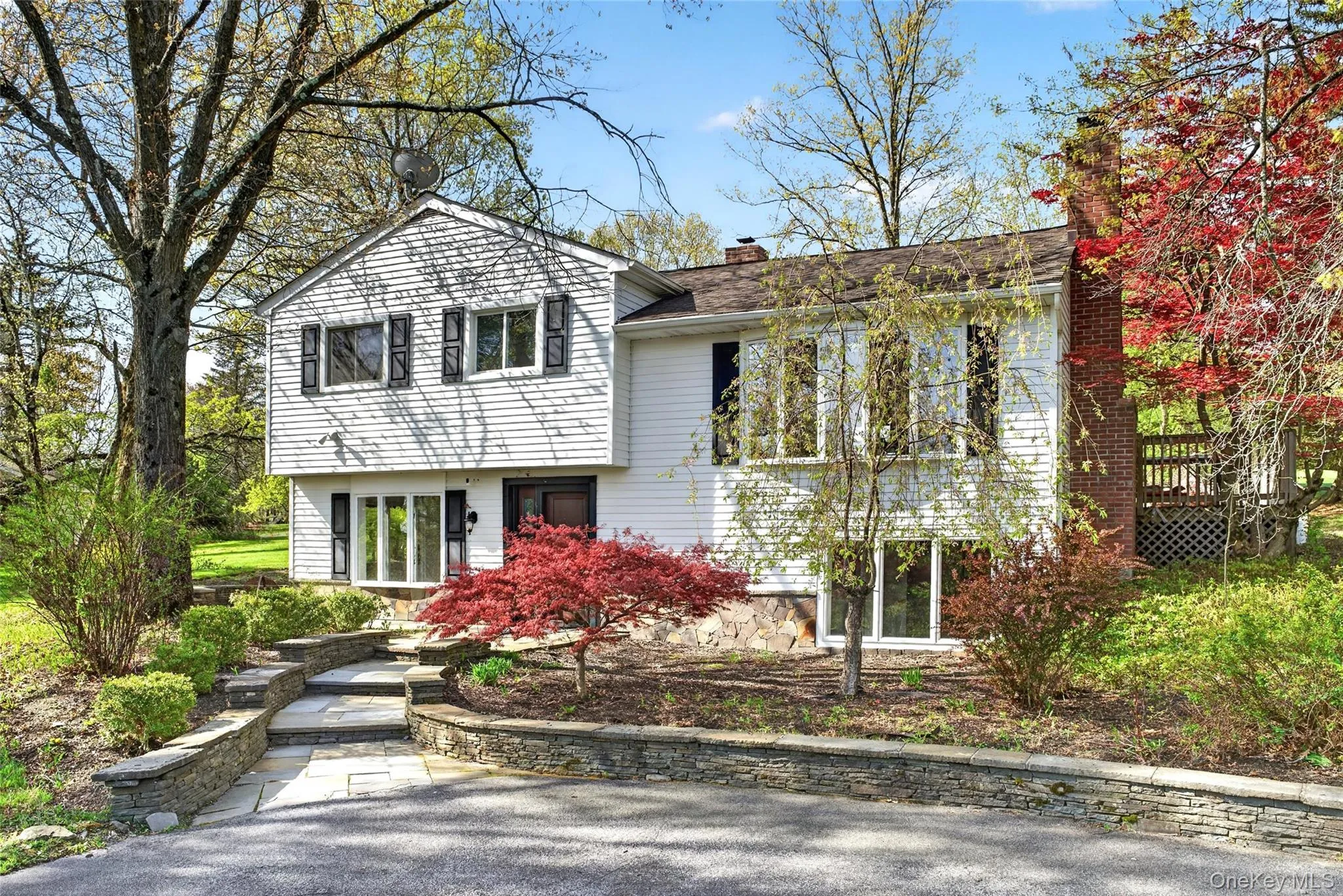 47 Burrow Road, Woodbury, NY, 4 Bedrooms Bedrooms, 8 Rooms Rooms,2 BathroomsBathrooms,Residential Sale,For Rent,Burrow,0,994626 47 Burrow Road, Woodbury, NY, 4 Bedrooms Bedrooms, 8 Rooms Rooms,2 BathroomsBathrooms,Residential Sale,For Rent,Burrow,0,994626