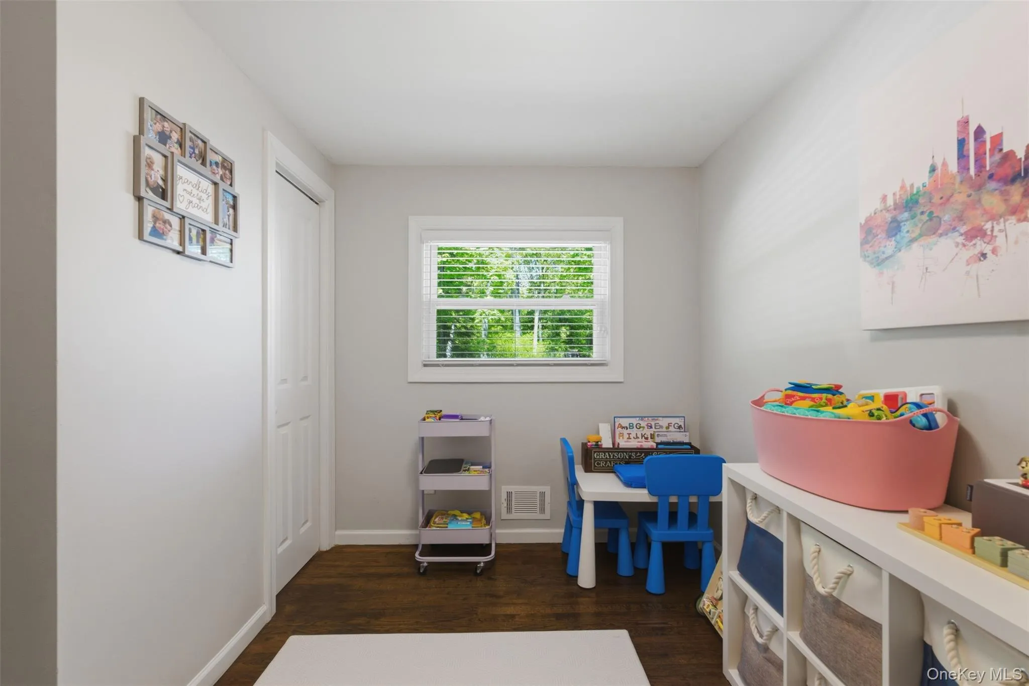 20 Glenside Drive, Clarkstown, NY, 4 Bedrooms Bedrooms, 8 Rooms Rooms,2 BathroomsBathrooms,Residential Sale,For Rent,Glenside,0,994647 20 Glenside Drive, Clarkstown, NY, 4 Bedrooms Bedrooms, 8 Rooms Rooms,2 BathroomsBathrooms,Residential Sale,For Rent,Glenside,0,994647
