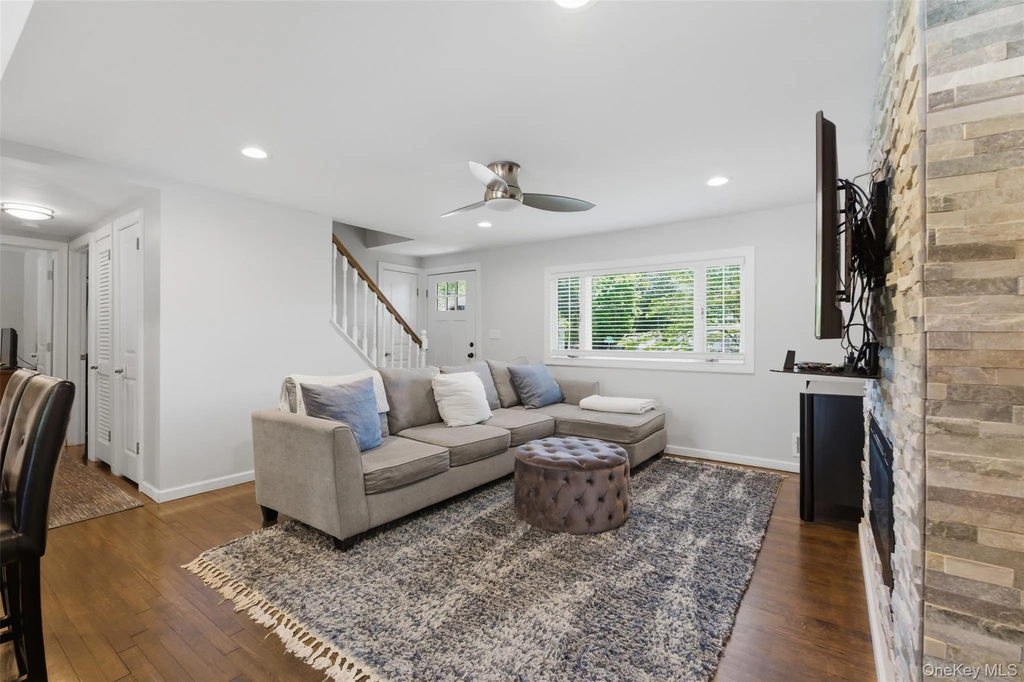 20 Glenside Drive, Clarkstown, NY, 4 Bedrooms Bedrooms, 8 Rooms Rooms,2 BathroomsBathrooms,Residential Sale,For Rent,Glenside,0,994647 20 Glenside Drive, Clarkstown, NY, 4 Bedrooms Bedrooms, 8 Rooms Rooms,2 BathroomsBathrooms,Residential Sale,For Rent,Glenside,0,994647
