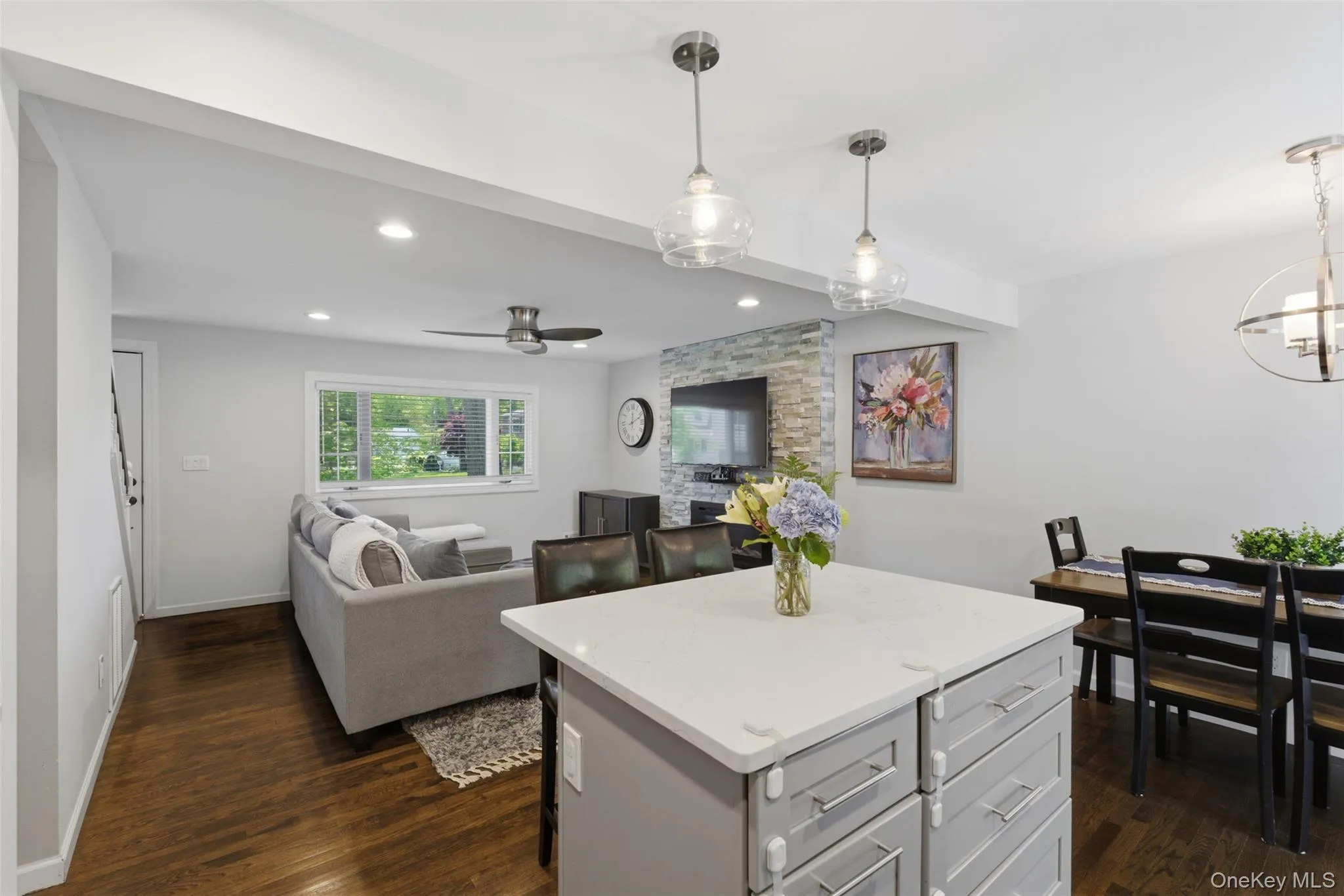 20 Glenside Drive, Clarkstown, NY, 4 Bedrooms Bedrooms, 8 Rooms Rooms,2 BathroomsBathrooms,Residential Sale,For Rent,Glenside,0,994647 20 Glenside Drive, Clarkstown, NY, 4 Bedrooms Bedrooms, 8 Rooms Rooms,2 BathroomsBathrooms,Residential Sale,For Rent,Glenside,0,994647