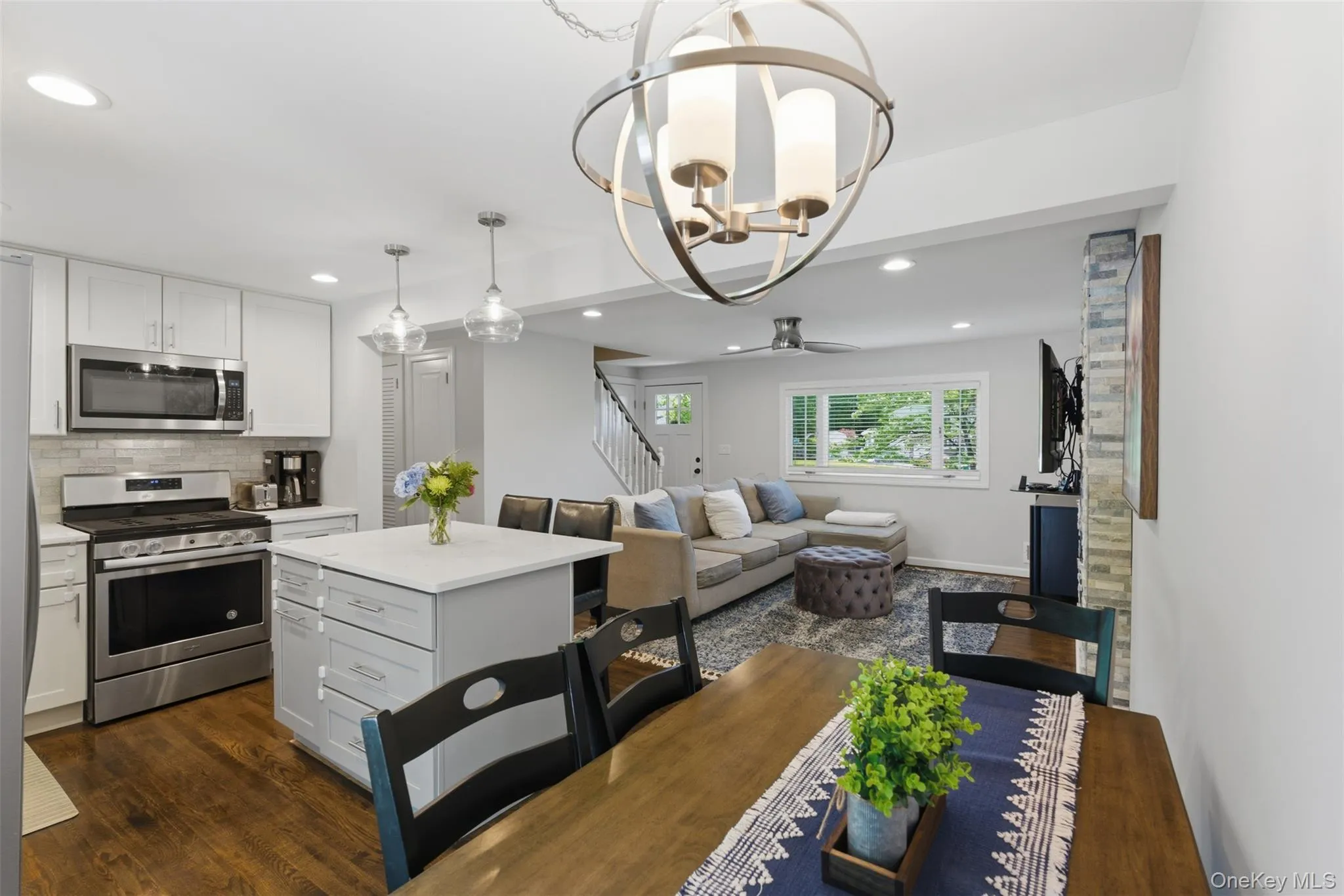 20 Glenside Drive, Clarkstown, NY, 4 Bedrooms Bedrooms, 8 Rooms Rooms,2 BathroomsBathrooms,Residential Sale,For Rent,Glenside,0,994647 20 Glenside Drive, Clarkstown, NY, 4 Bedrooms Bedrooms, 8 Rooms Rooms,2 BathroomsBathrooms,Residential Sale,For Rent,Glenside,0,994647