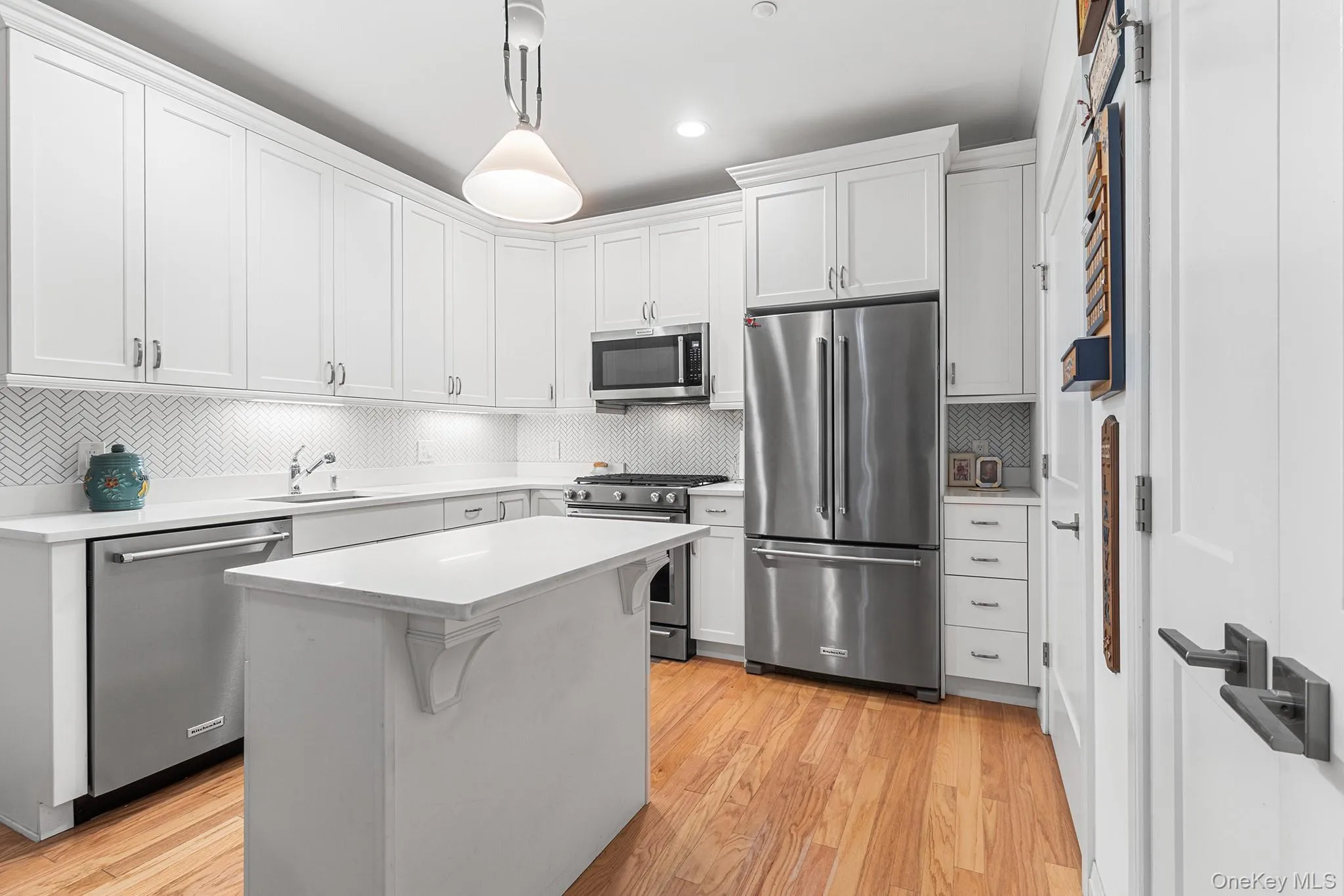 12103 Aspenwood Drive, Oyster Bay, NY, 2 Bedrooms Bedrooms, 5 Rooms Rooms,2 BathroomsBathrooms,Residential Sale,For Rent,Aspenwood,0,994649 12103 Aspenwood Drive, Oyster Bay, NY, 2 Bedrooms Bedrooms, 5 Rooms Rooms,2 BathroomsBathrooms,Residential Sale,For Rent,Aspenwood,0,994649