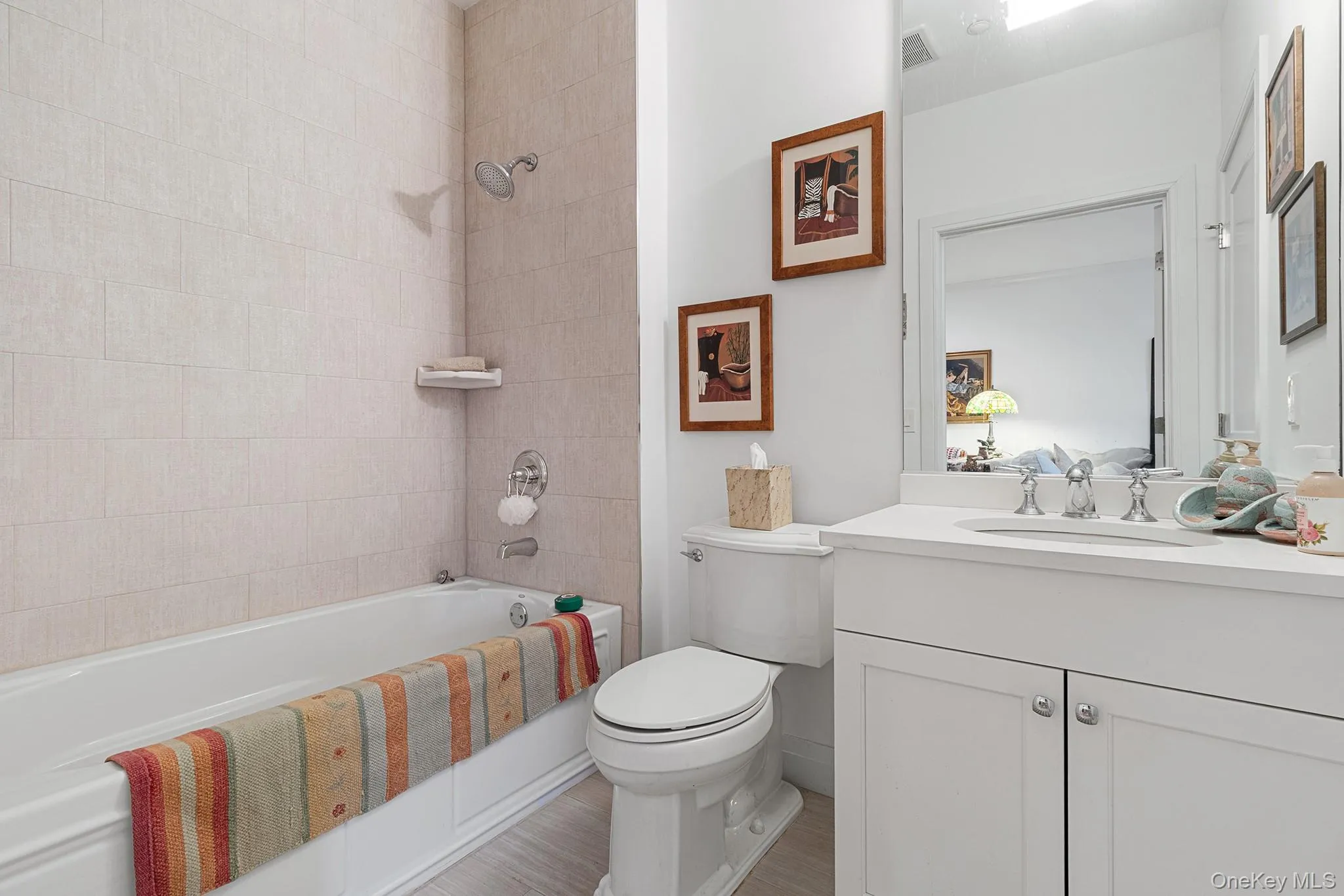 12103 Aspenwood Drive, Oyster Bay, NY, 2 Bedrooms Bedrooms, 5 Rooms Rooms,2 BathroomsBathrooms,Residential Sale,For Rent,Aspenwood,0,994649 12103 Aspenwood Drive, Oyster Bay, NY, 2 Bedrooms Bedrooms, 5 Rooms Rooms,2 BathroomsBathrooms,Residential Sale,For Rent,Aspenwood,0,994649
