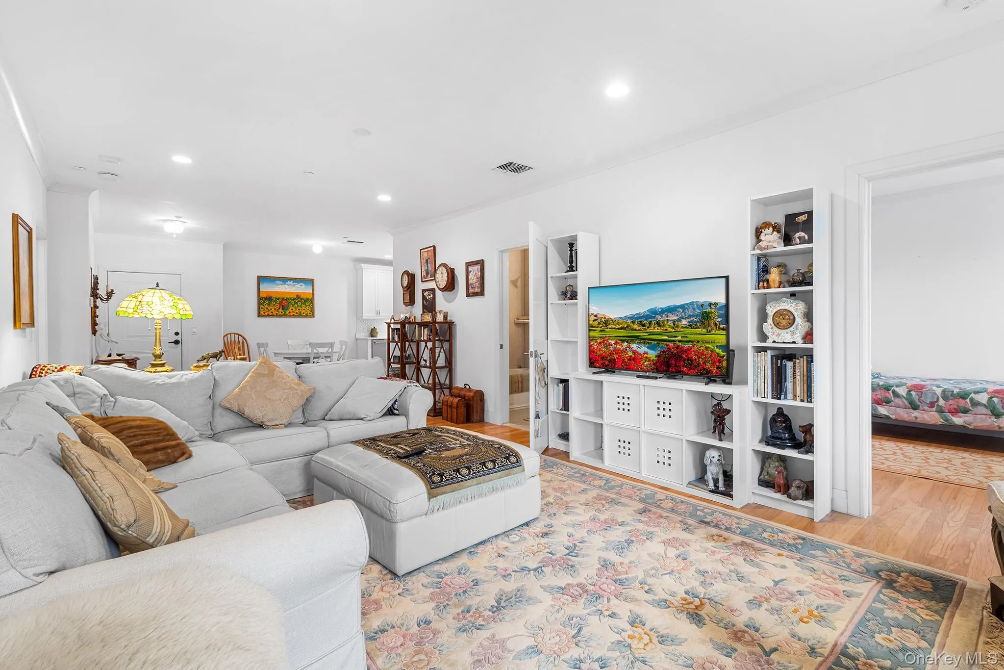 12103 Aspenwood Drive, Oyster Bay, NY, 2 Bedrooms Bedrooms, 5 Rooms Rooms,2 BathroomsBathrooms,Residential Sale,For Rent,Aspenwood,0,994649 12103 Aspenwood Drive, Oyster Bay, NY, 2 Bedrooms Bedrooms, 5 Rooms Rooms,2 BathroomsBathrooms,Residential Sale,For Rent,Aspenwood,0,994649