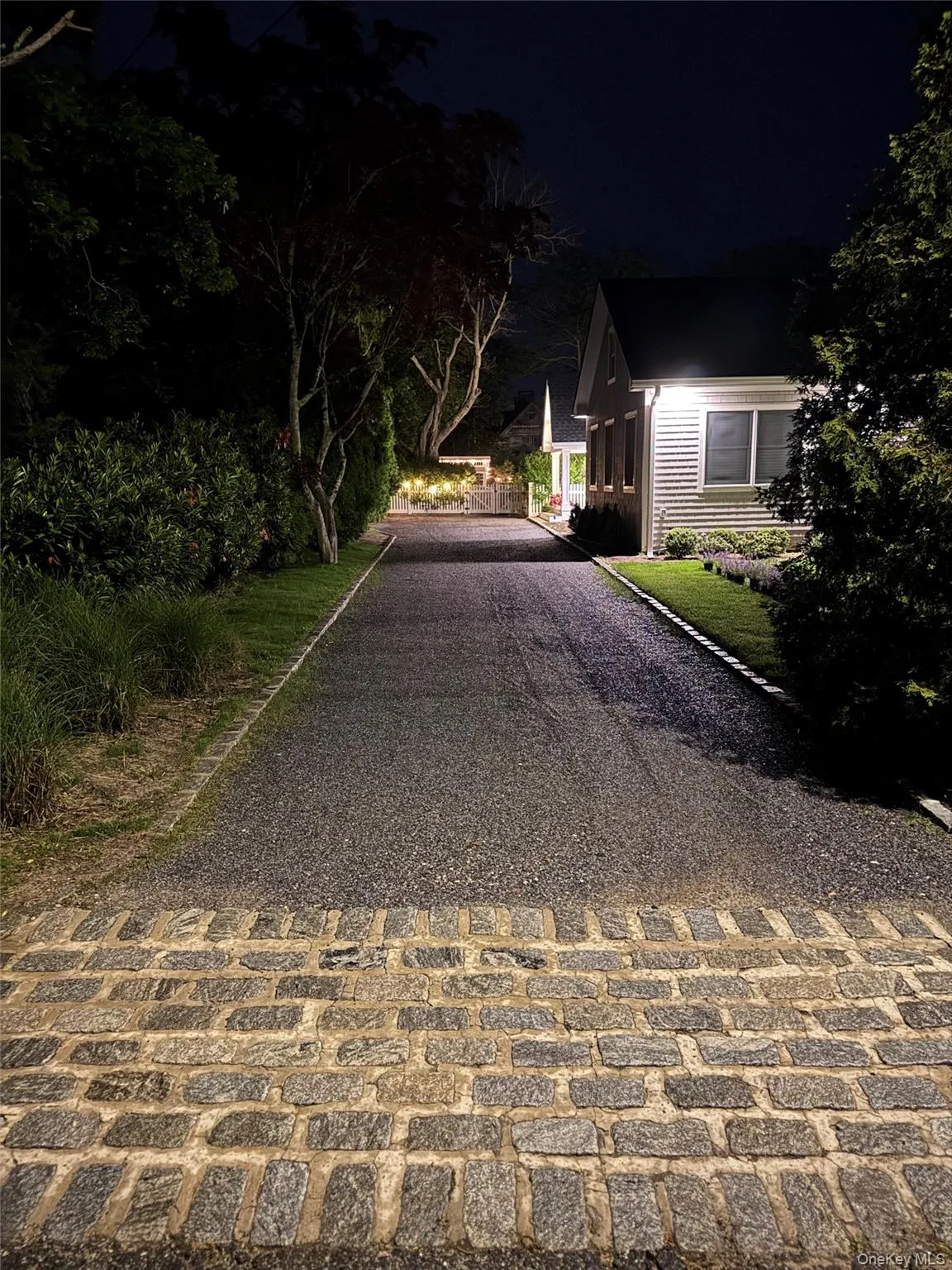 5 Halsey Avenue, Southampton, NY, 5 Bedrooms Bedrooms, 10 Rooms Rooms,3 BathroomsBathrooms,Residential Lease,For Rent,Halsey,0,994655 5 Halsey Avenue, Southampton, NY, 5 Bedrooms Bedrooms, 10 Rooms Rooms,3 BathroomsBathrooms,Residential Lease,For Rent,Halsey,0,994655