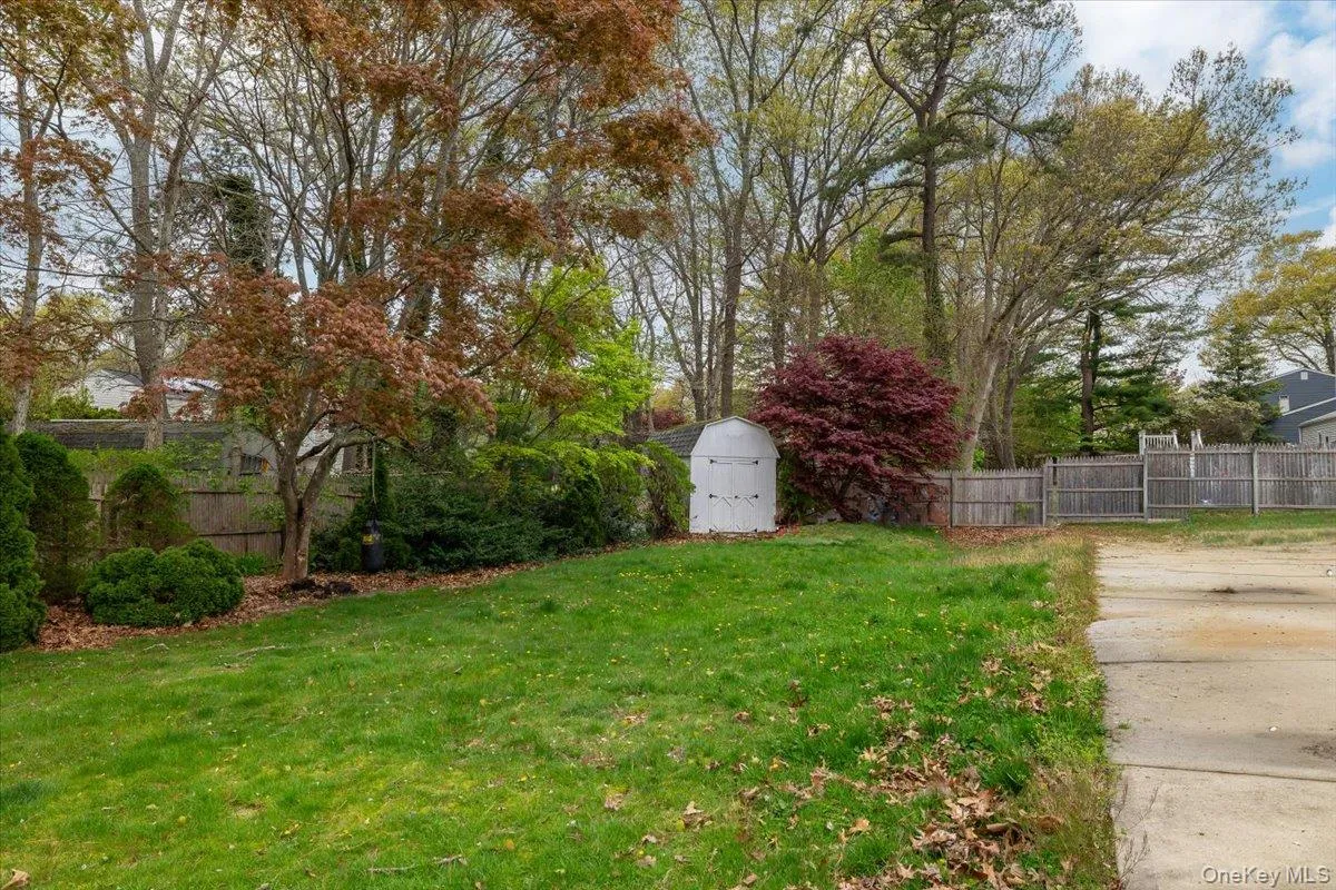 10 Calicotree Lane, Brookhaven, NY, 3 Bedrooms Bedrooms, 9 Rooms Rooms,2 BathroomsBathrooms,Residential,For Rent,Calicotree,0,994659 10 Calicotree Lane, Brookhaven, NY, 3 Bedrooms Bedrooms, 9 Rooms Rooms,2 BathroomsBathrooms,Residential,For Rent,Calicotree,0,994659