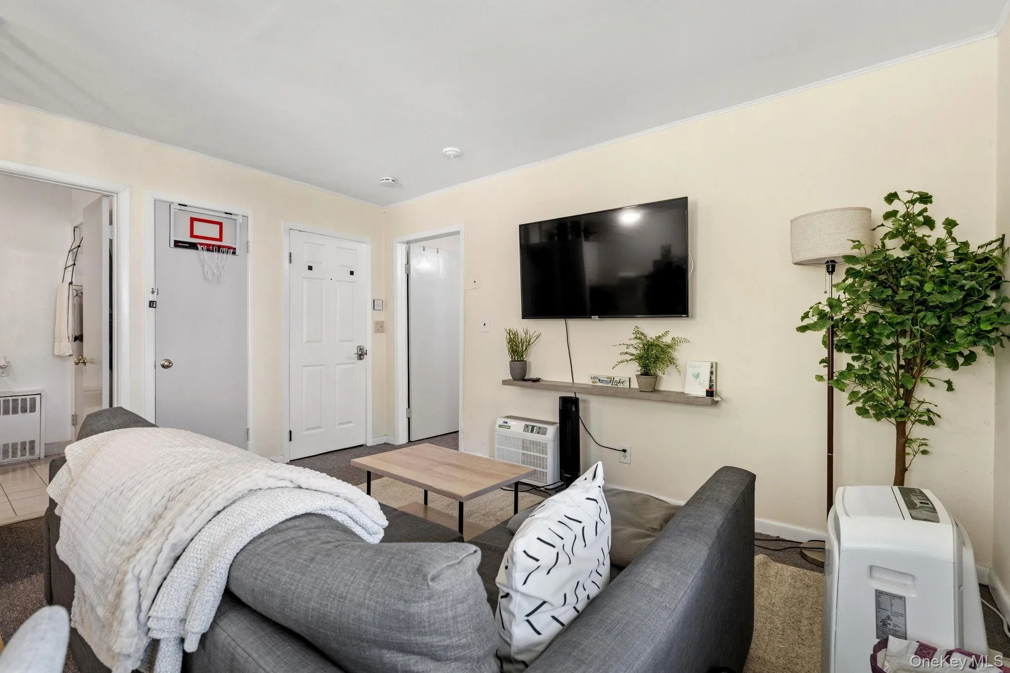 194 Jersey Avenue, Warwick (town), NY, 1 Bedroom Bedrooms, 5 Rooms Rooms,1 BathroomBathrooms,Residential Lease,For Rent,Jersey,0,994669 194 Jersey Avenue, Warwick (town), NY, 1 Bedroom Bedrooms, 5 Rooms Rooms,1 BathroomBathrooms,Residential Lease,For Rent,Jersey,0,994669